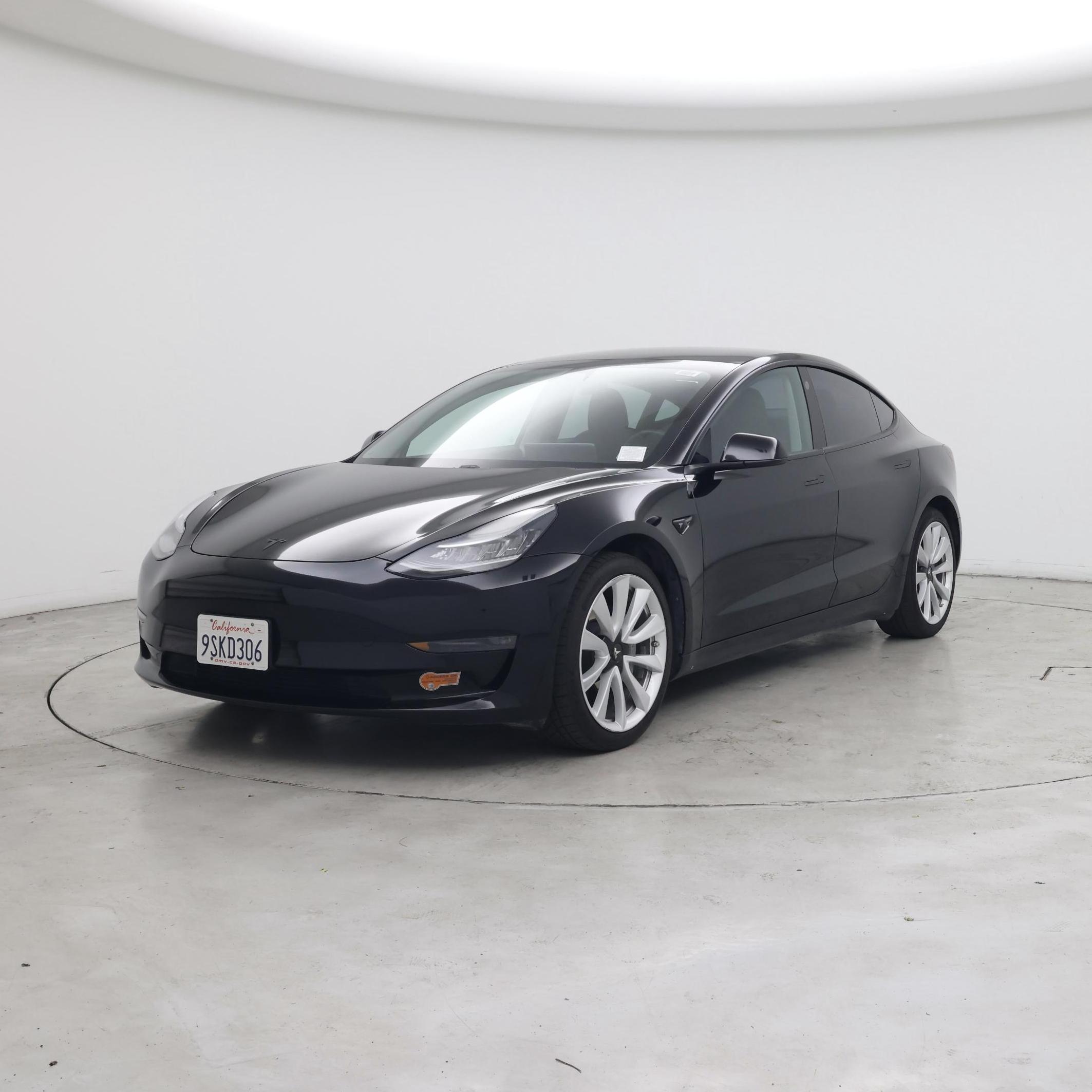 Thumbnail: 2020 Tesla Model 3 - 4