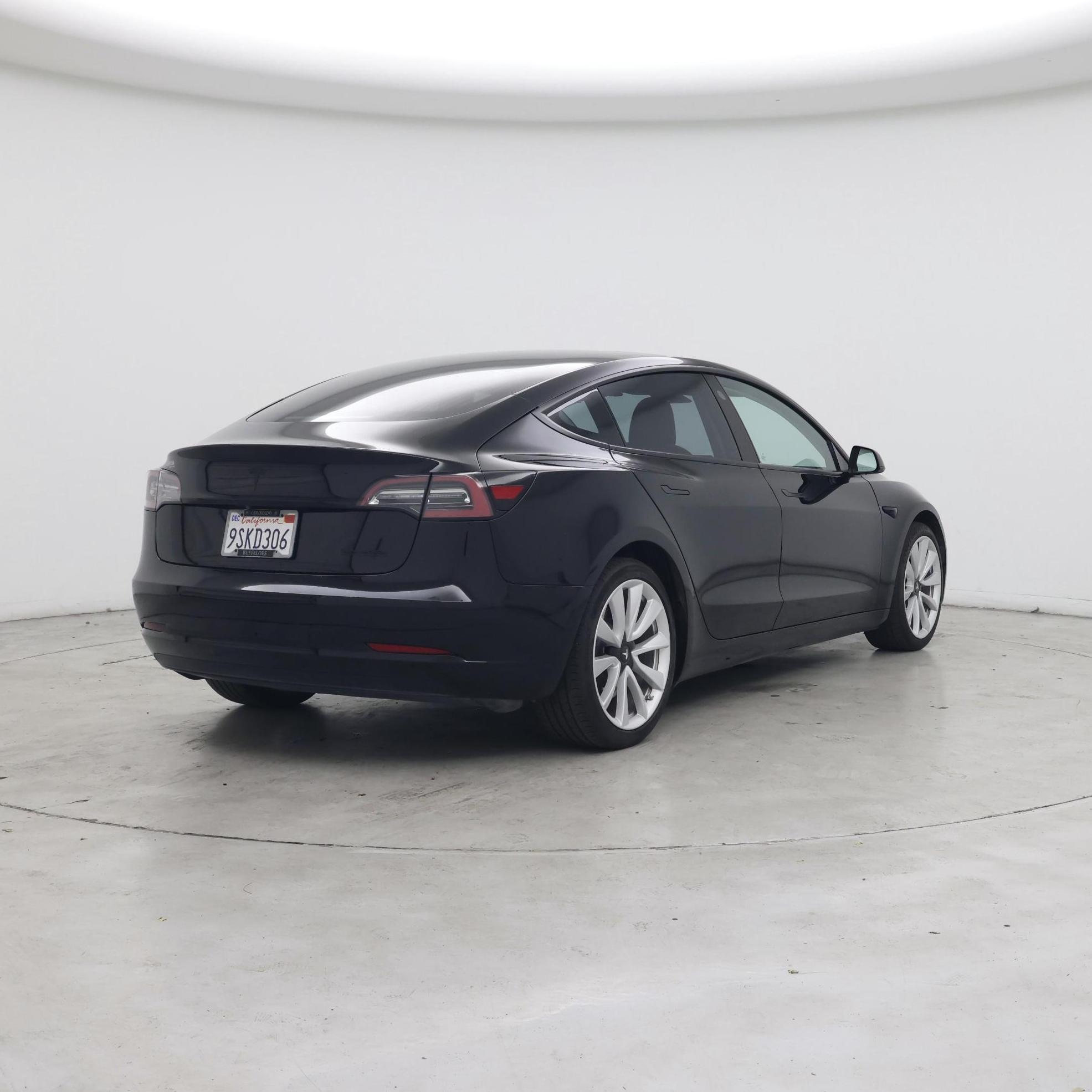 Thumbnail: 2020 Tesla Model 3 - 8