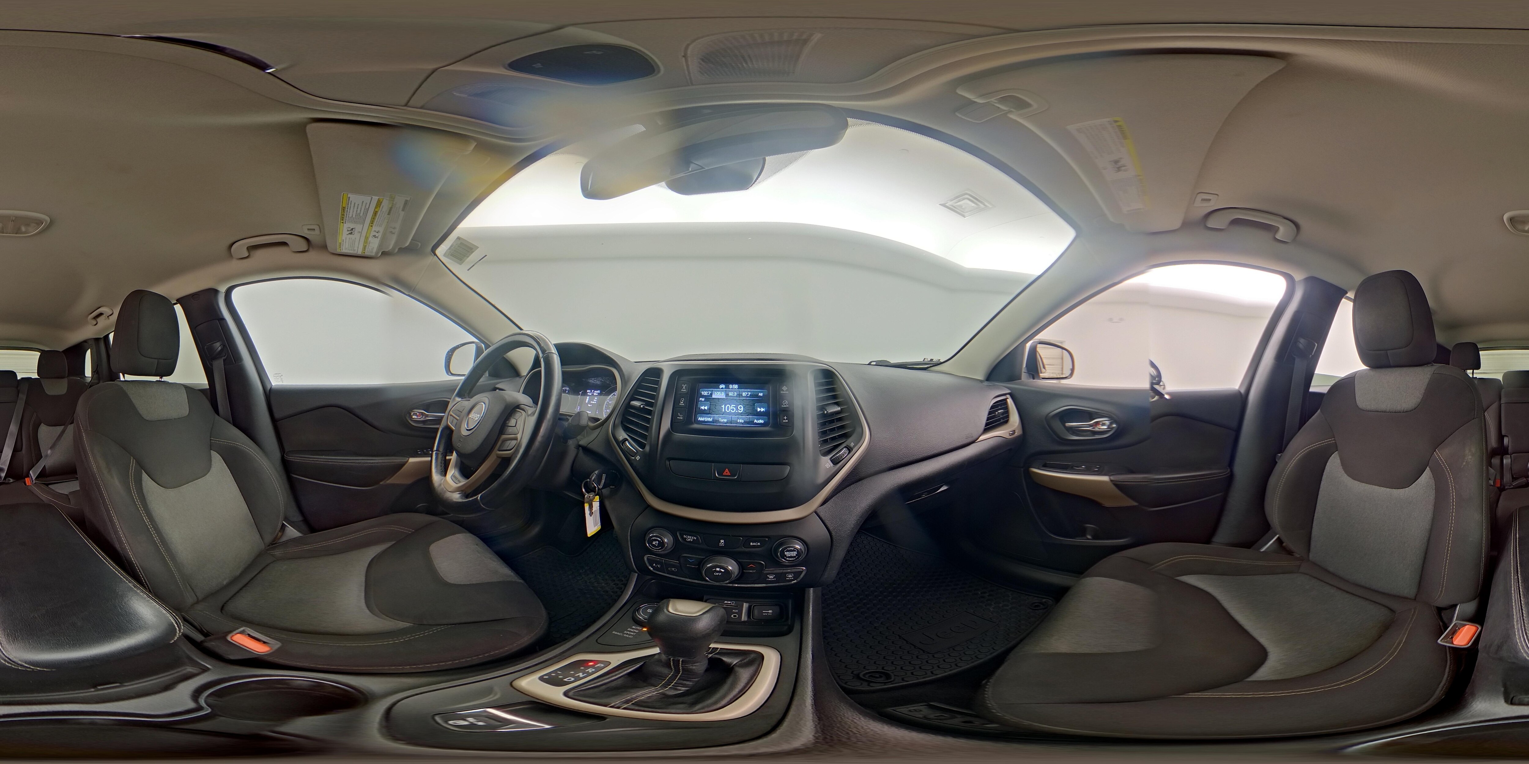 2018 Jeep Cherokee Latitude - Photo 24