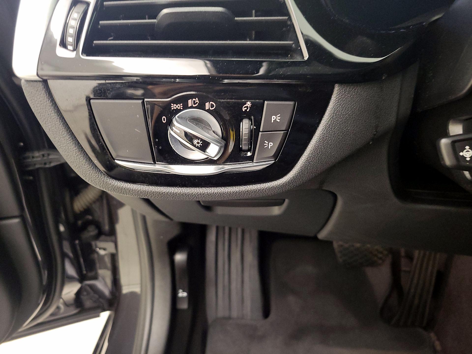 Thumbnail: 2022 BMW 5 Series - 11