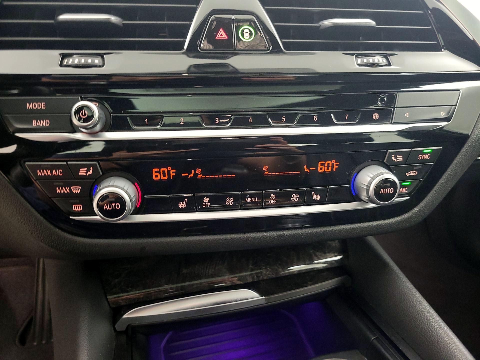 Thumbnail: 2022 BMW 5 Series - 15