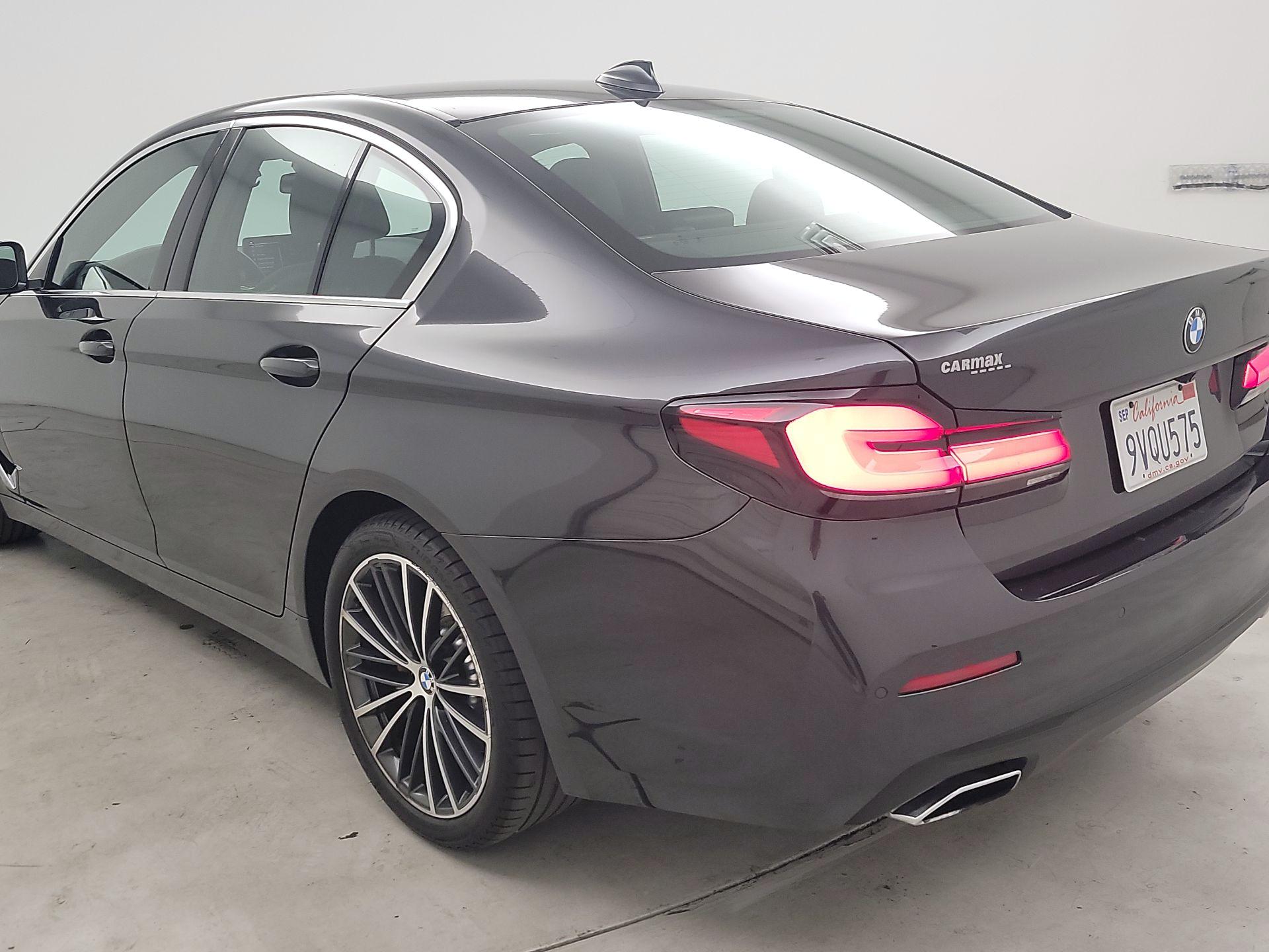 Thumbnail: 2022 BMW 5 Series - 7