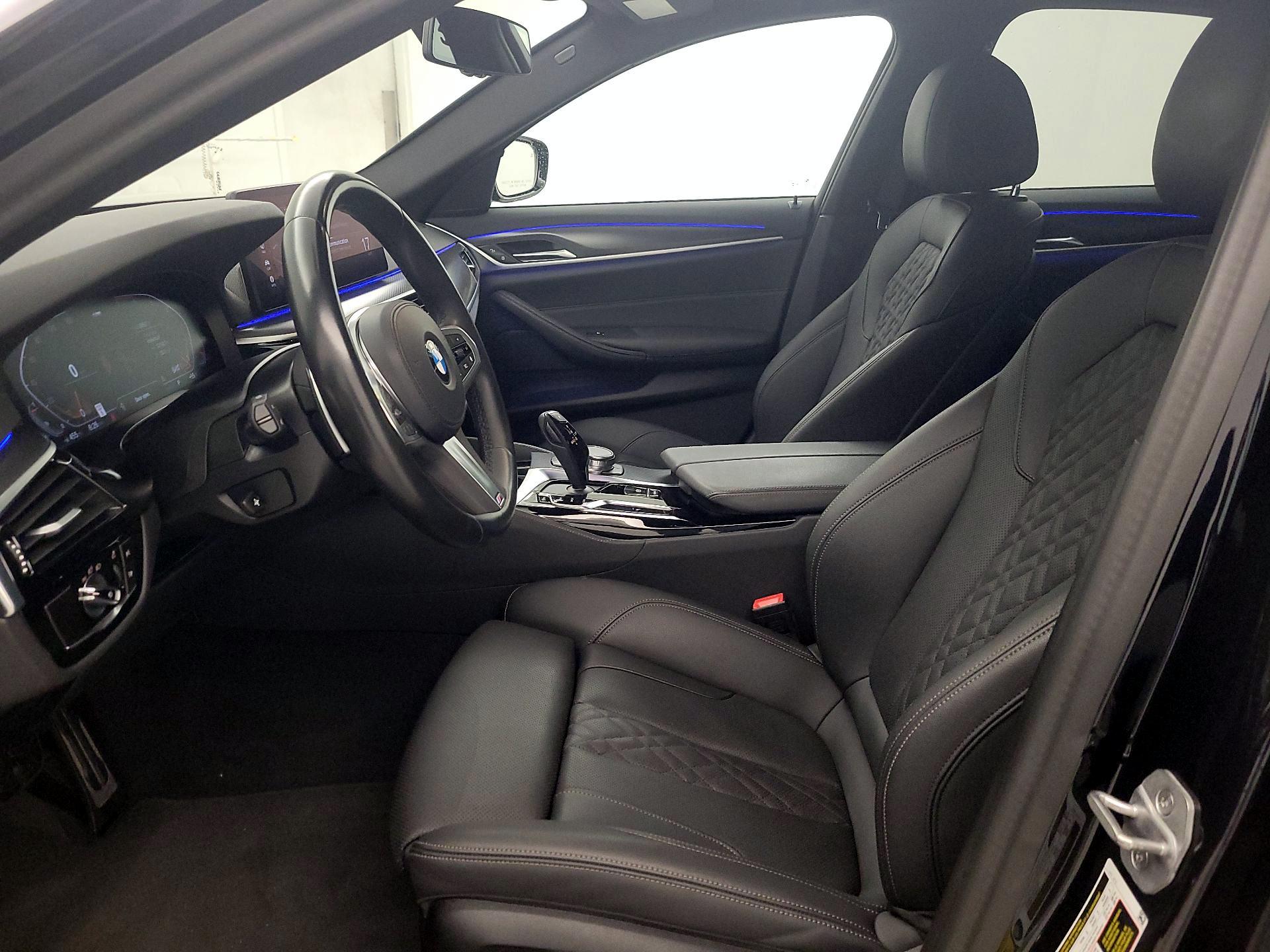 Thumbnail: 2023 BMW 5 Series - 9