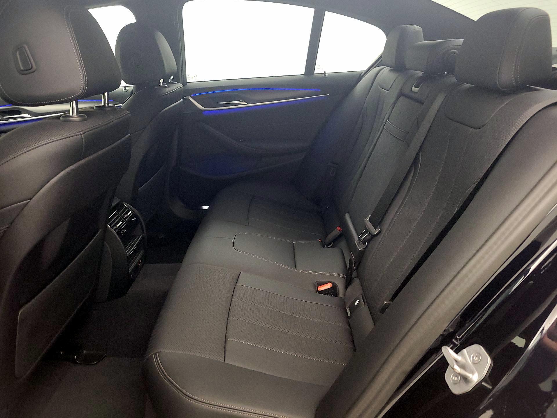 Thumbnail: 2023 BMW 5 Series - 18