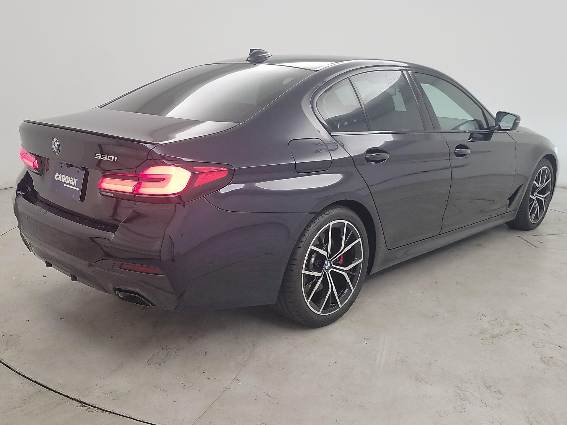 Thumbnail: 2023 BMW 5 Series - 5