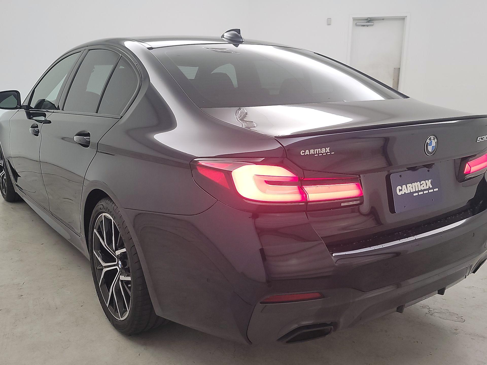 Thumbnail: 2023 BMW 5 Series - 7