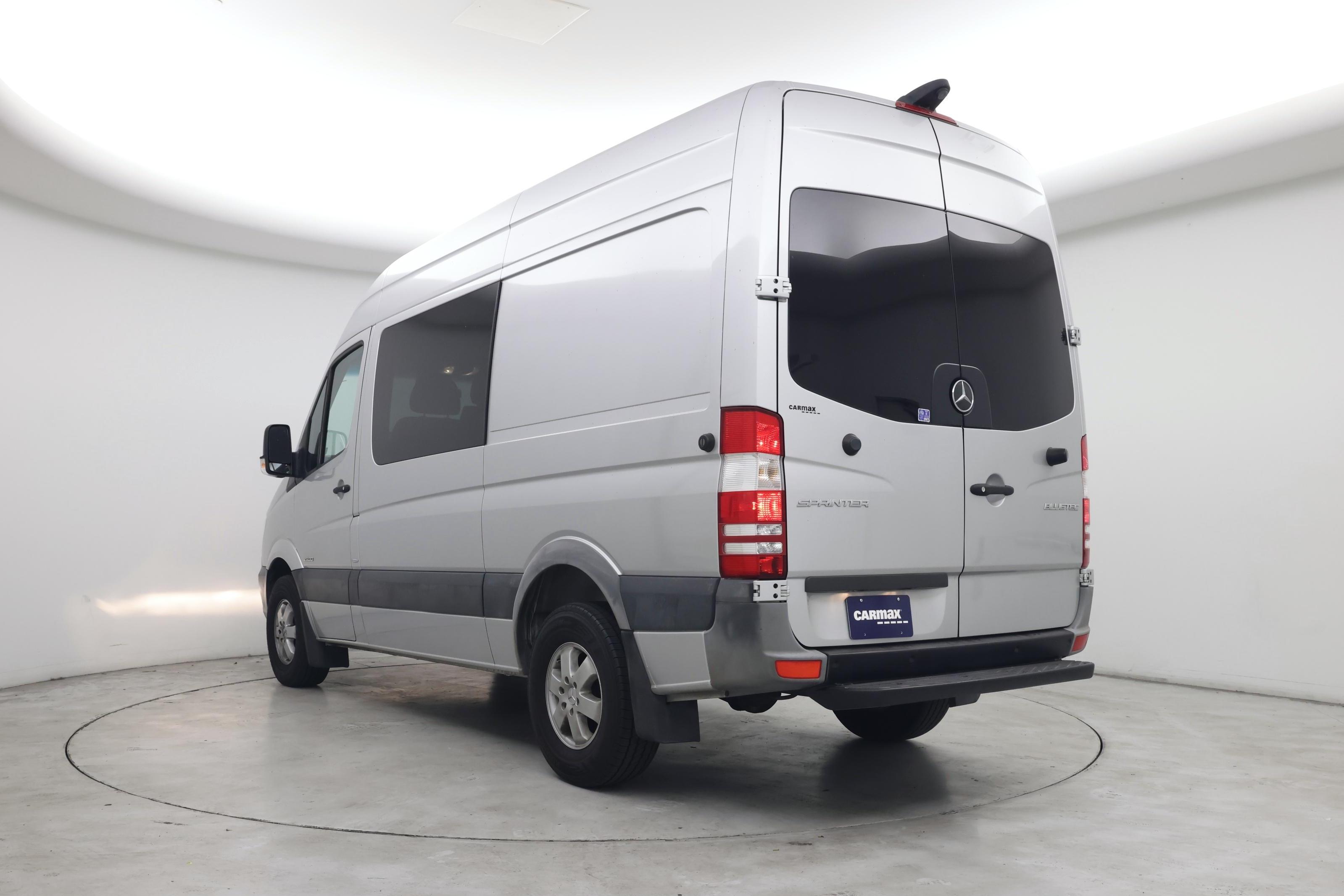 Thumbnail: 2015 Mercedes-Benz Sprinter - 2