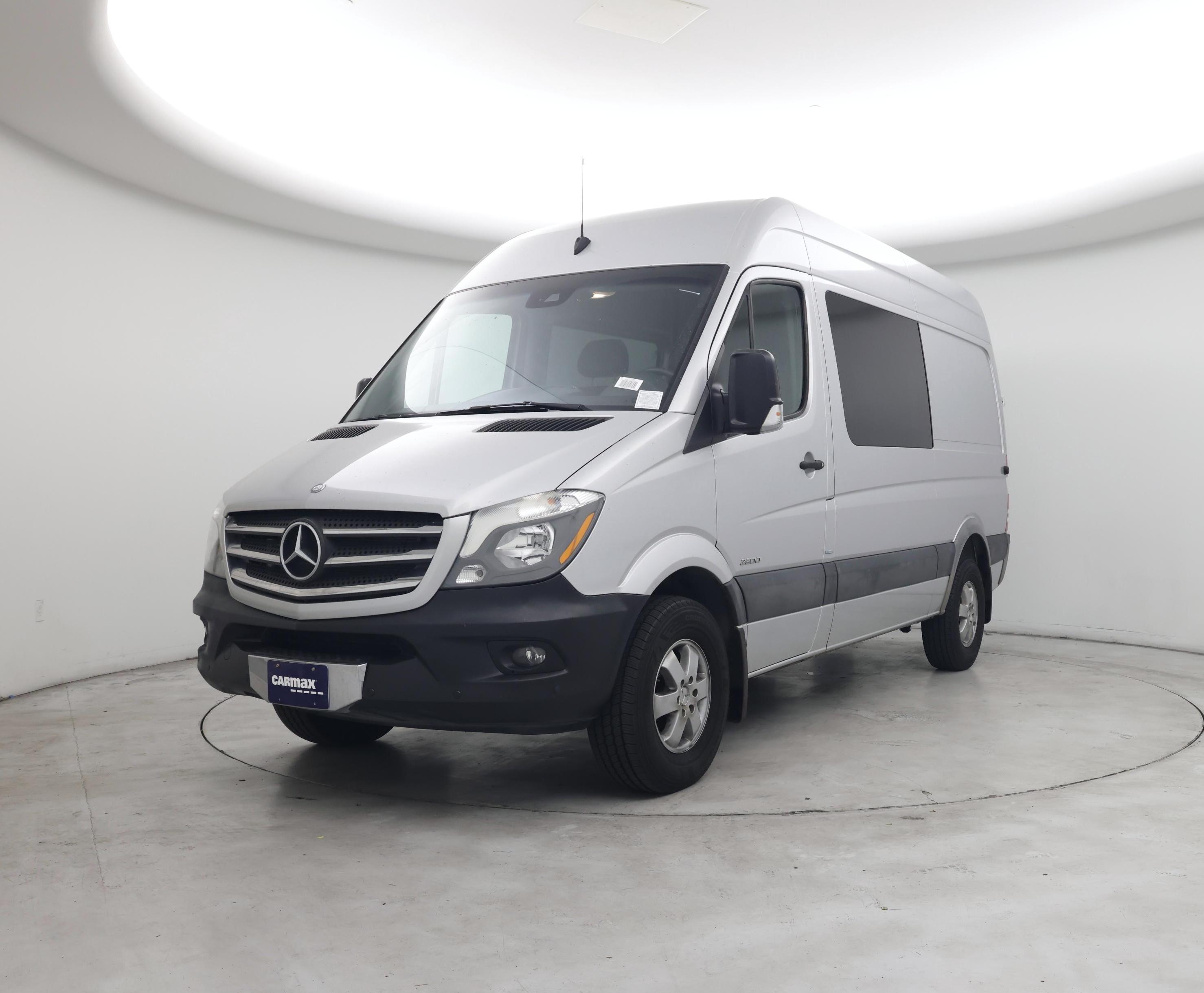 Thumbnail: 2015 Mercedes-Benz Sprinter - 4