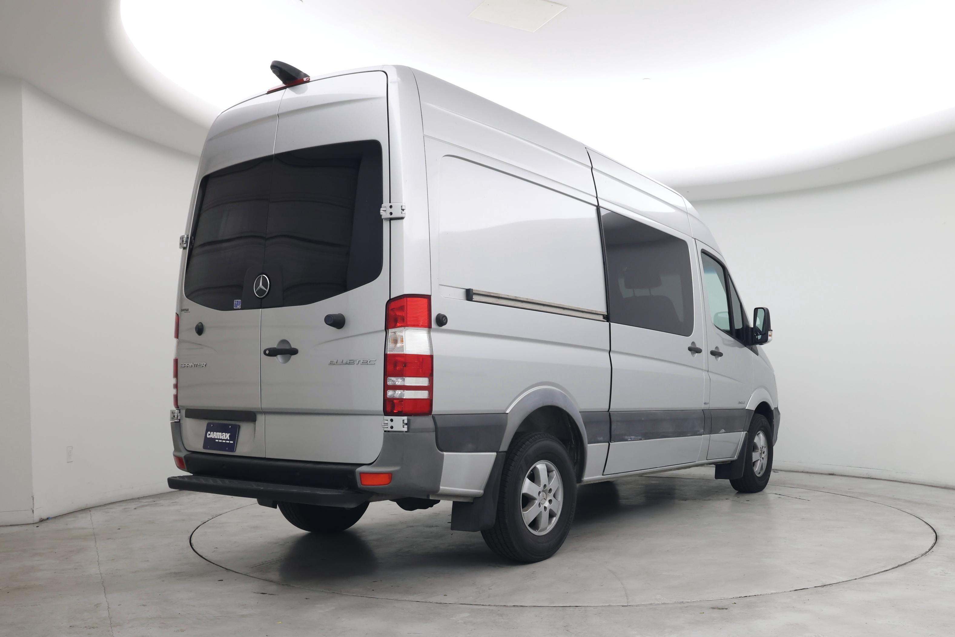 Thumbnail: 2015 Mercedes-Benz Sprinter - 8
