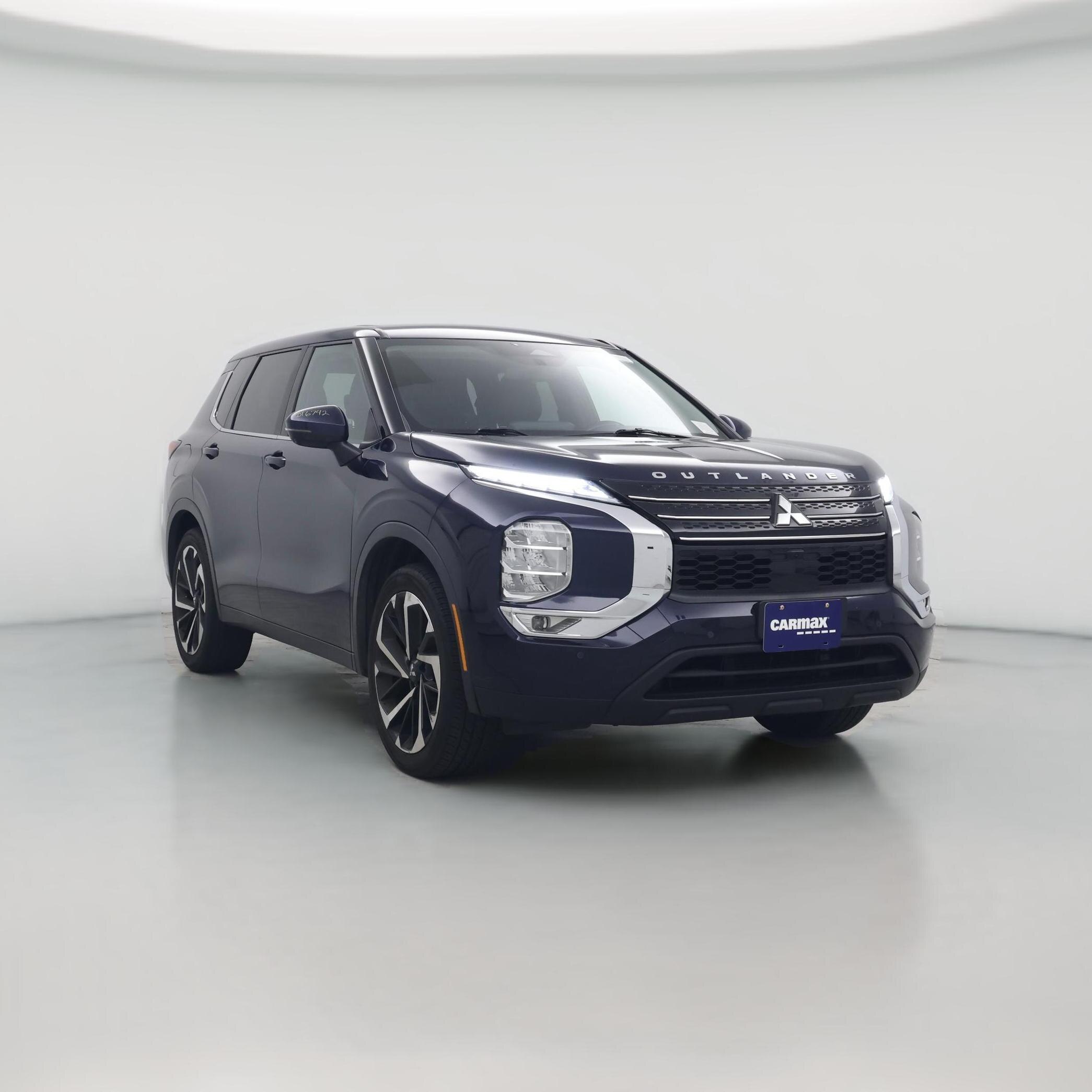 Thumbnail: 2022 Mitsubishi Outlander - 1