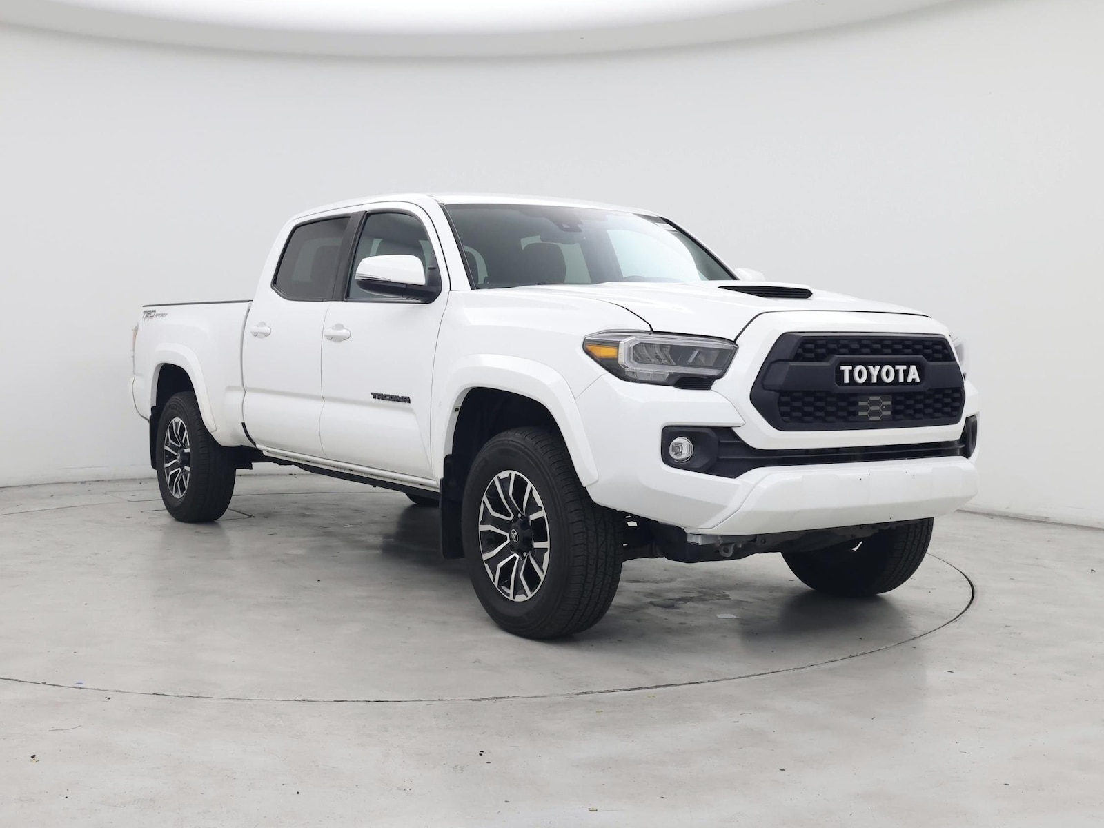 2022 Toyota Tacoma TRD Sport - Photo 2