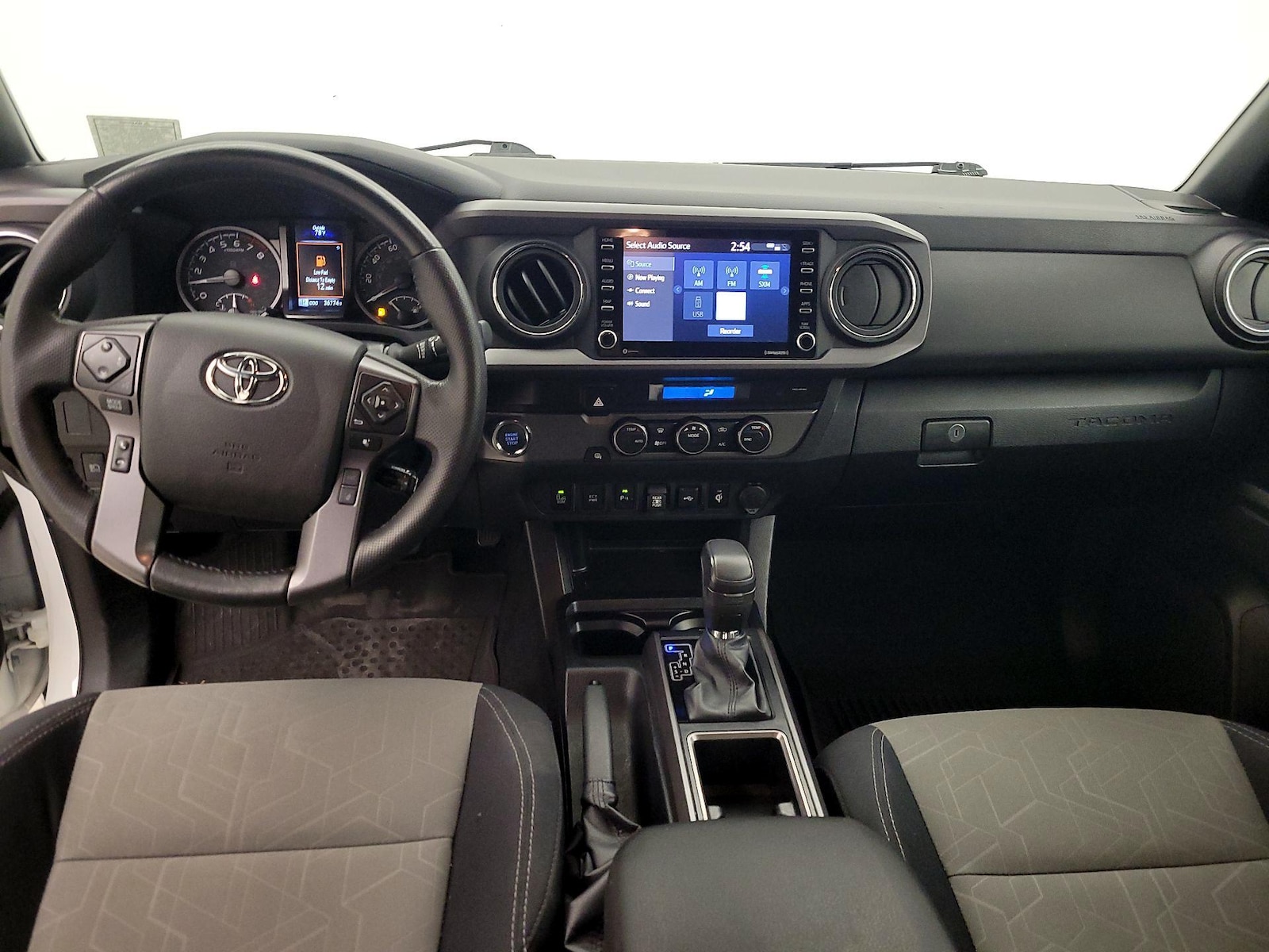 2022 Toyota Tacoma TRD Sport - Photo 10