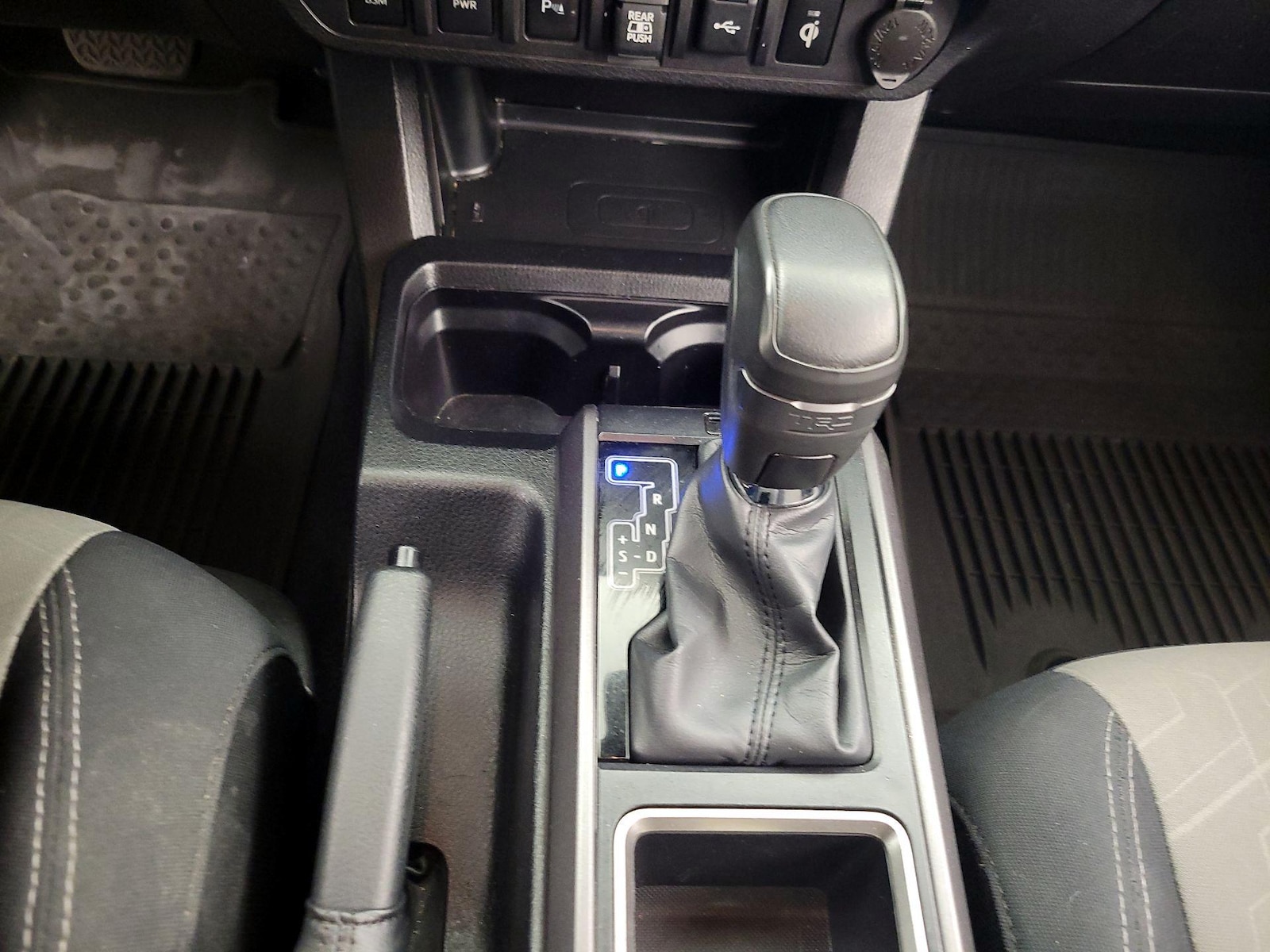 2022 Toyota Tacoma TRD Sport - Photo 18