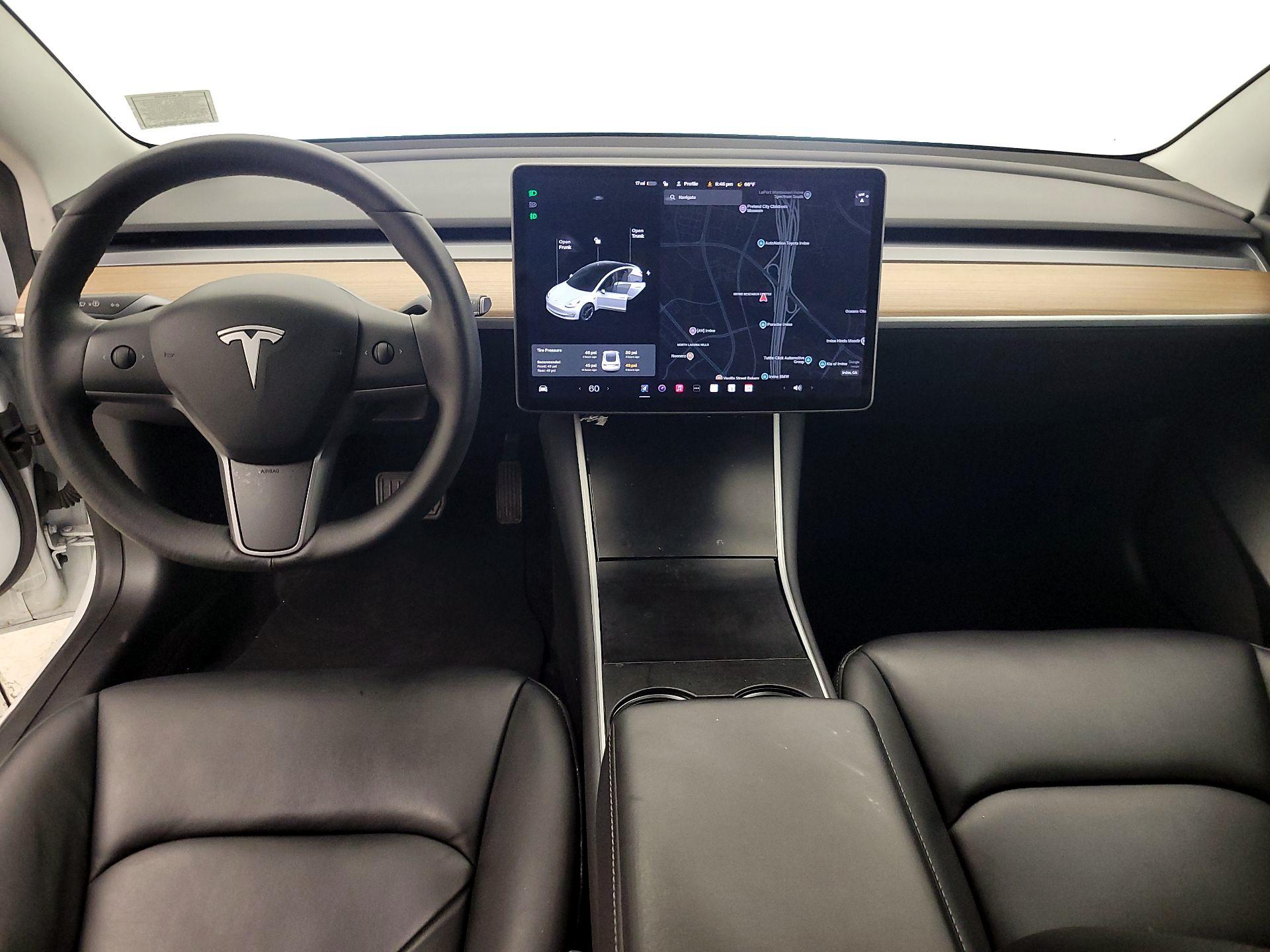 Thumbnail: 2020 Tesla Model 3 - 9