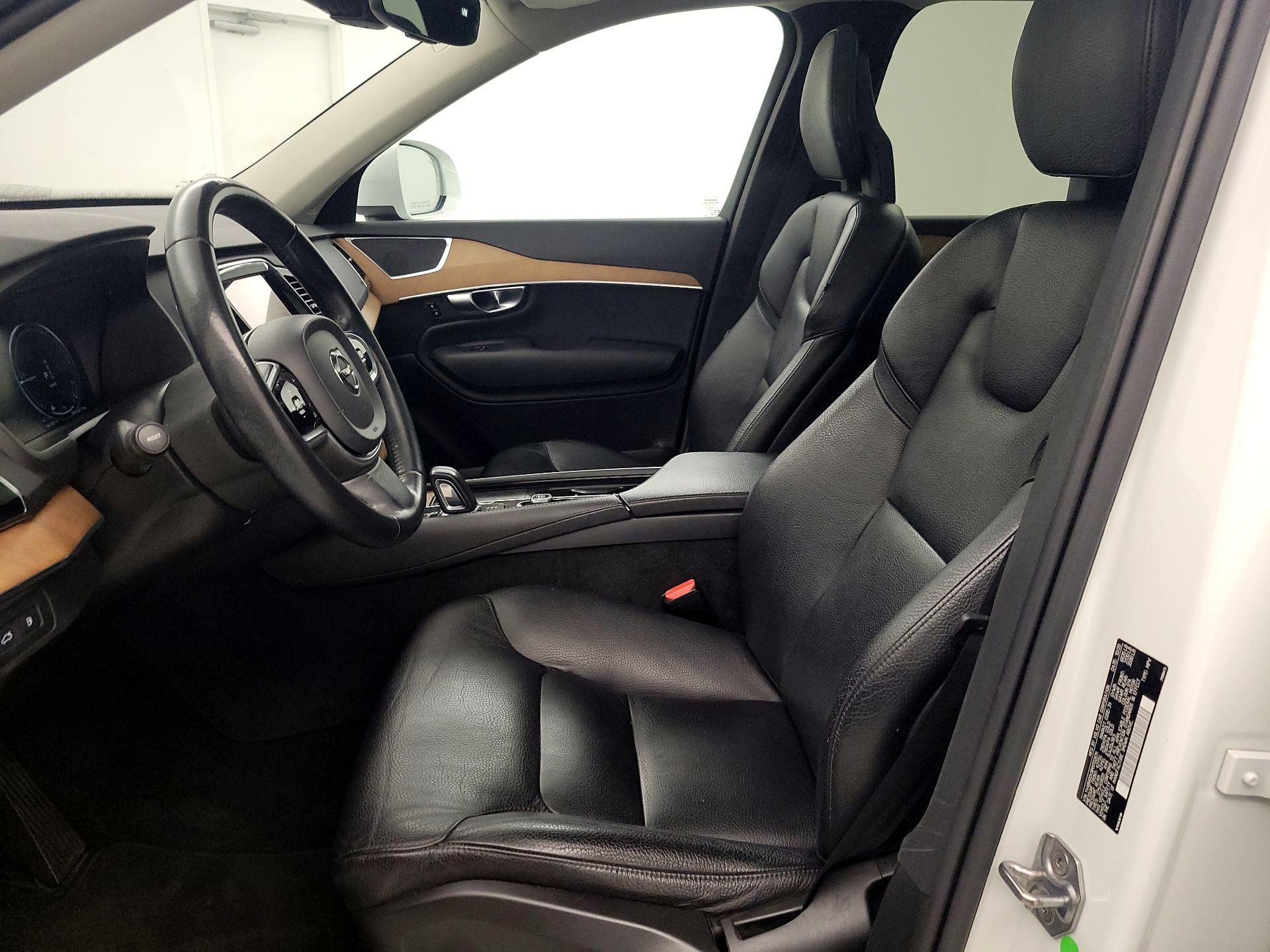 Thumbnail: 2021 Volvo XC90 - 9