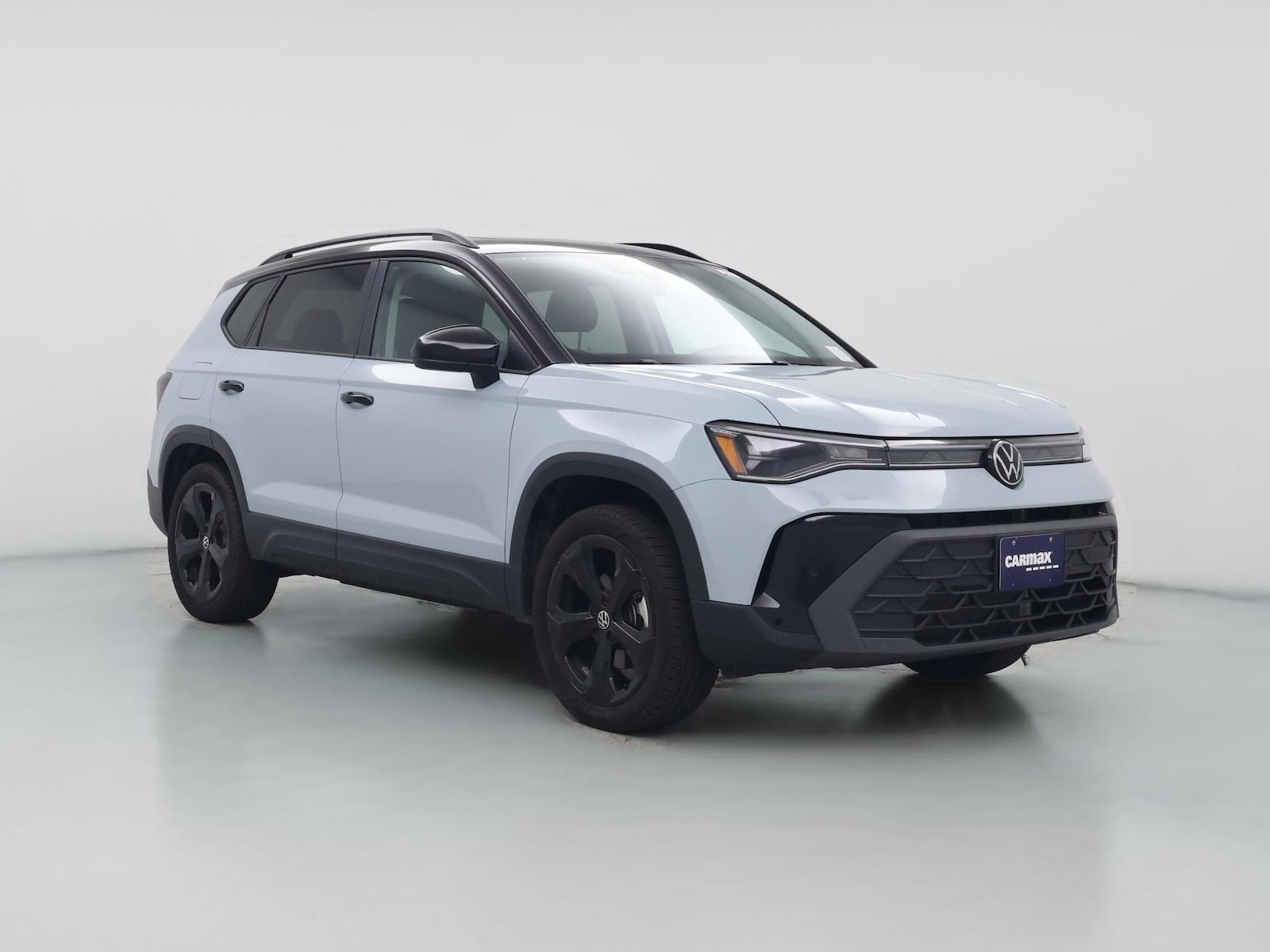 2025 Volkswagen Taos SE Black - Photo 1