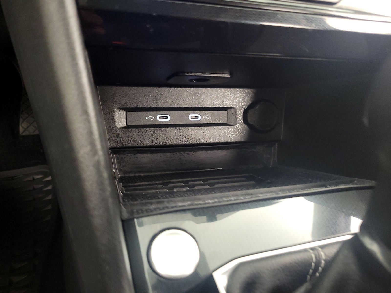 2025 Volkswagen Taos SE Black - Photo 19