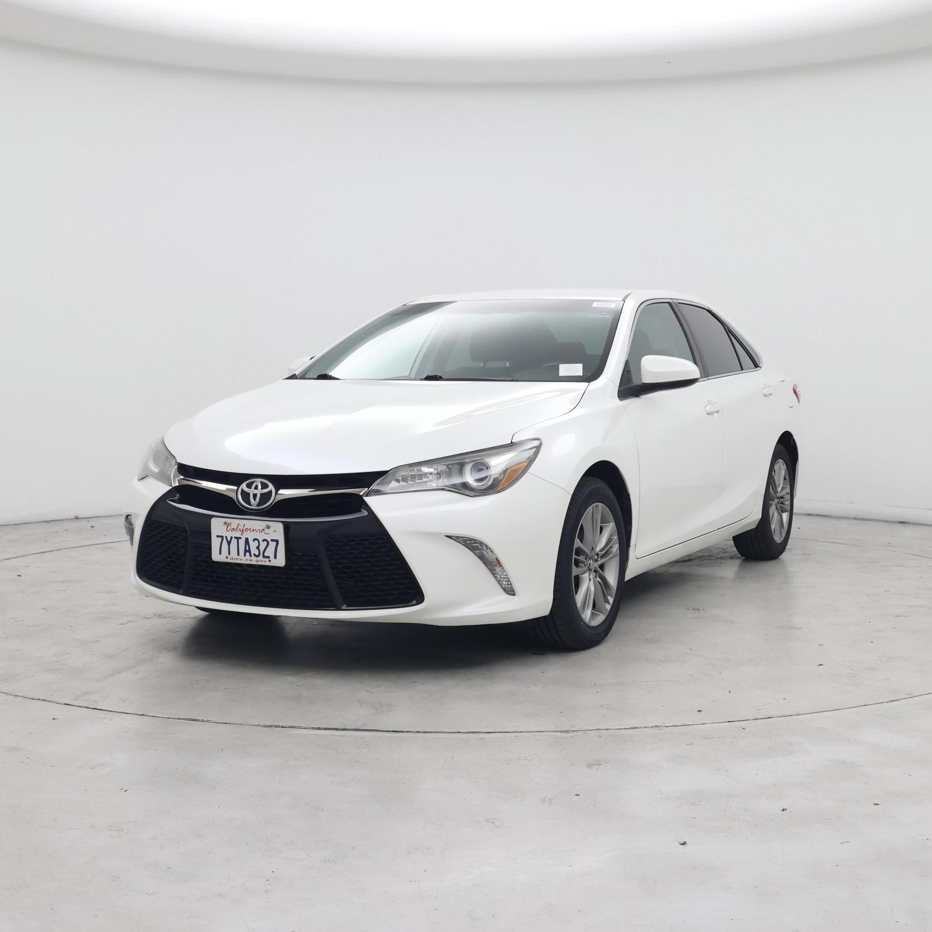 Thumbnail: 2017 Toyota Camry - 4