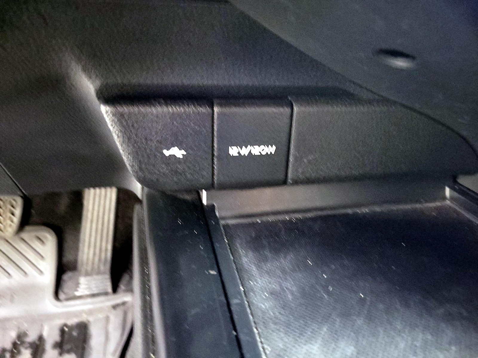 2020 Toyota Camry SE Nightshade - Photo 19