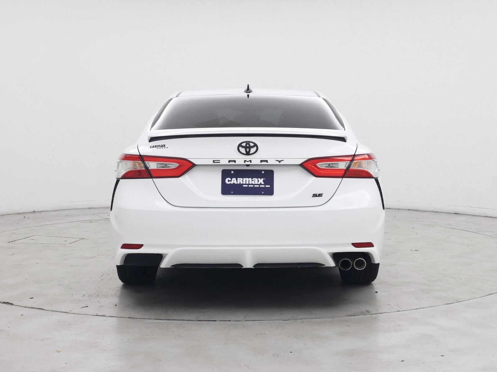2020 Toyota Camry SE Nightshade - Photo 7