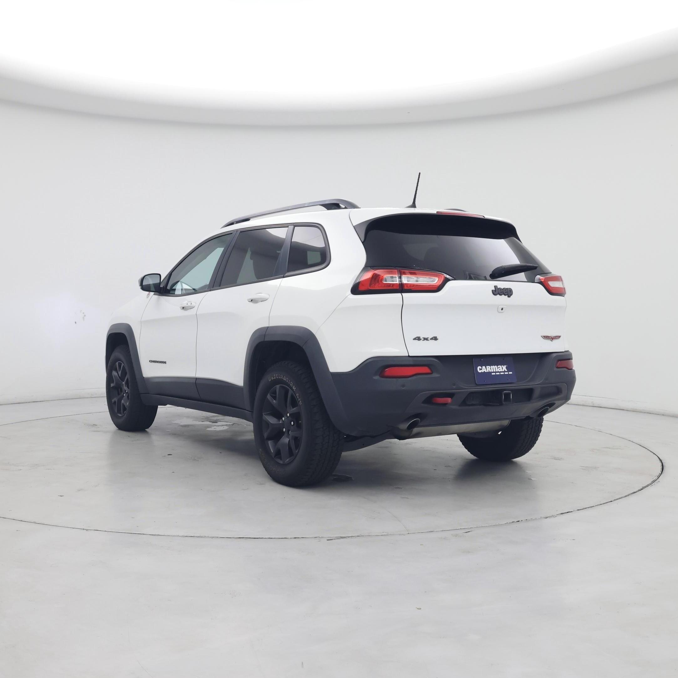 Thumbnail: 2017 Jeep Cherokee - 2