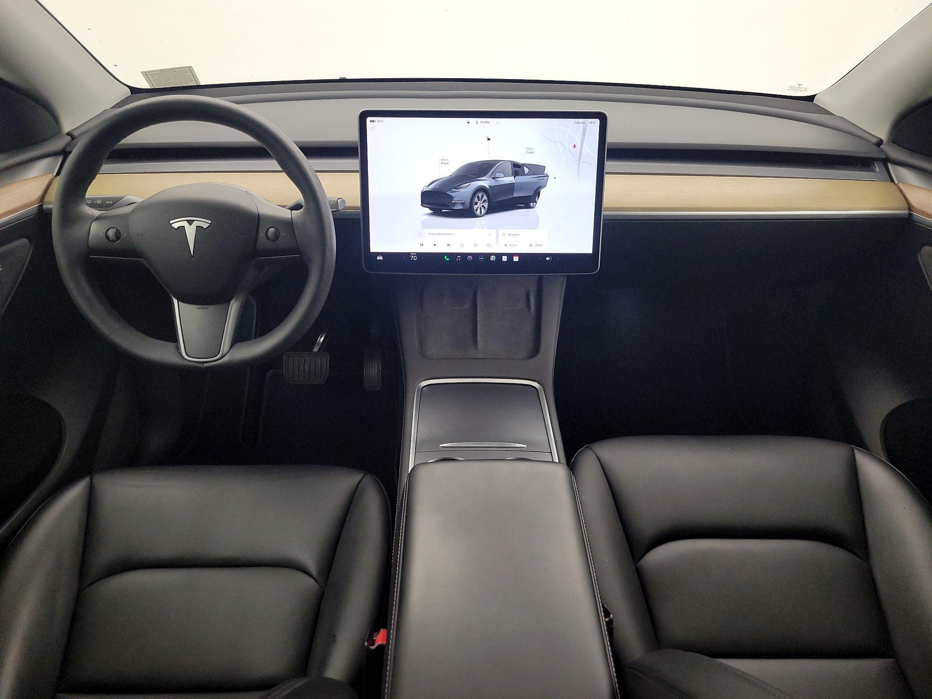 Thumbnail: 2023 Tesla Model Y - 8