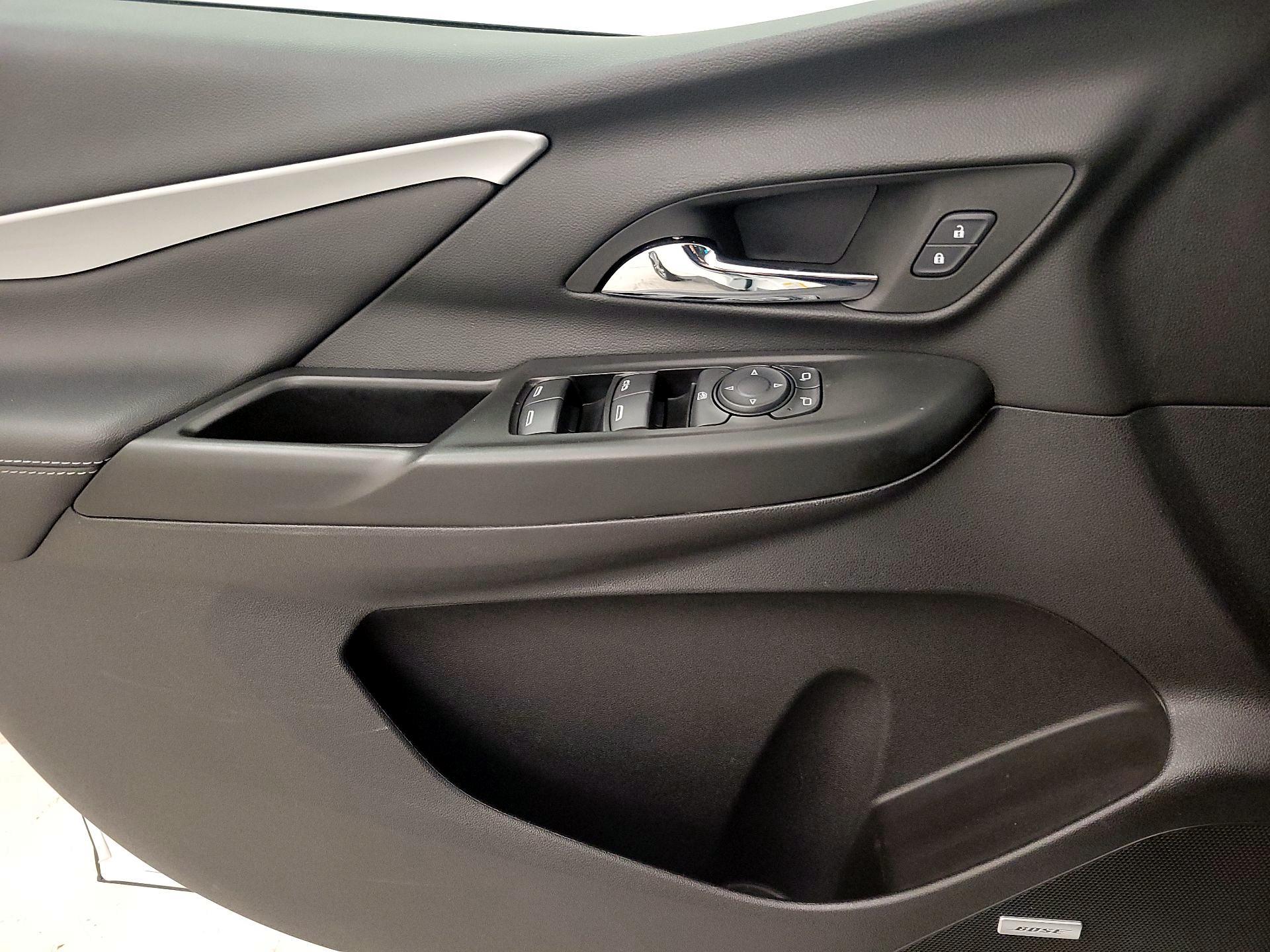 Thumbnail: 2023 Chevrolet Bolt EV - 12
