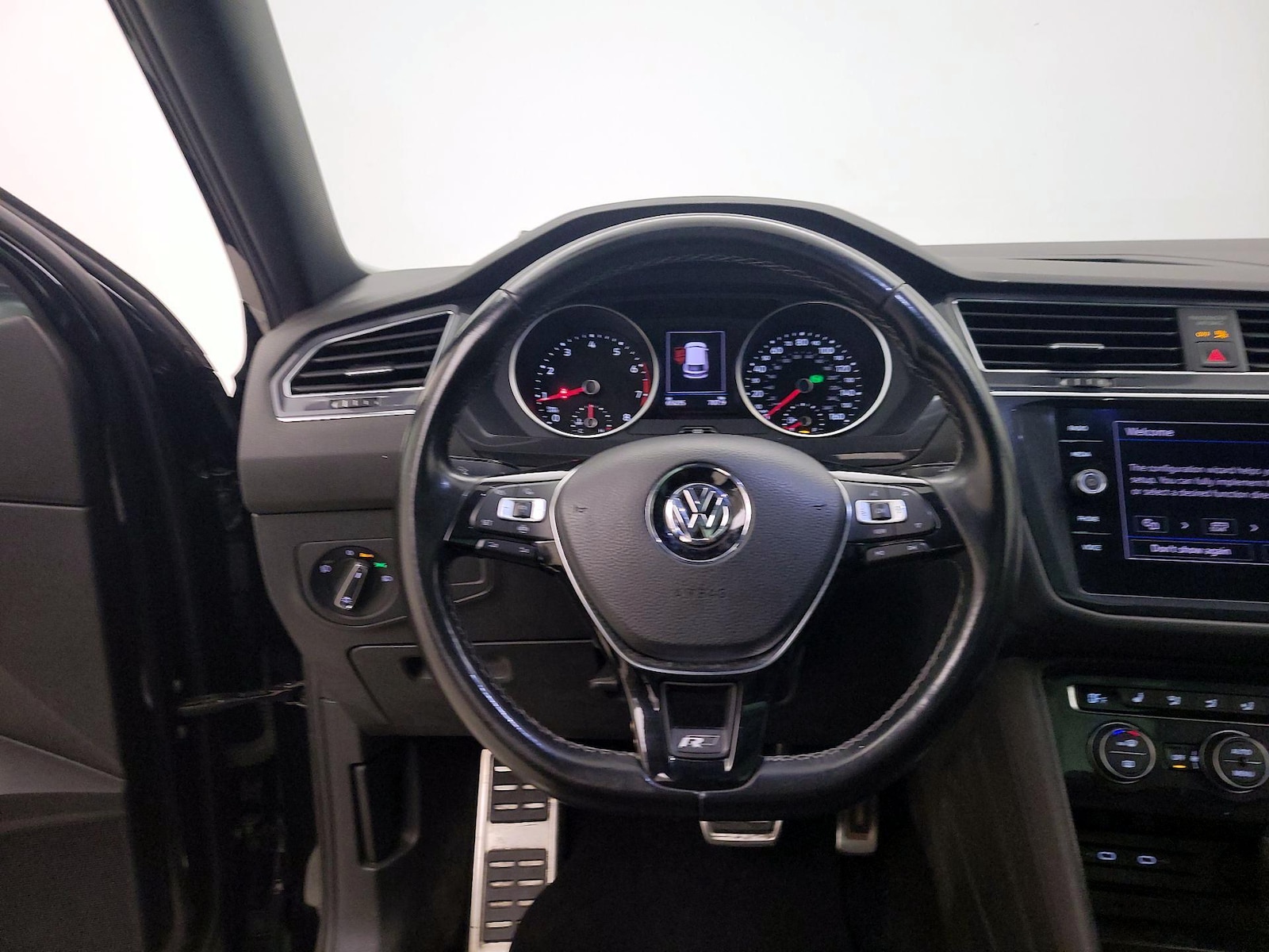2021 Volkswagen Tiguan SE R-LINE BLACK - Photo 11