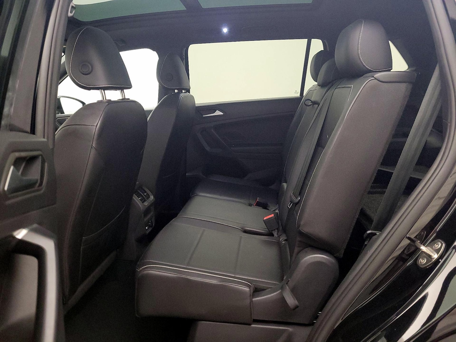 2021 Volkswagen Tiguan SE R-LINE BLACK - Photo 20