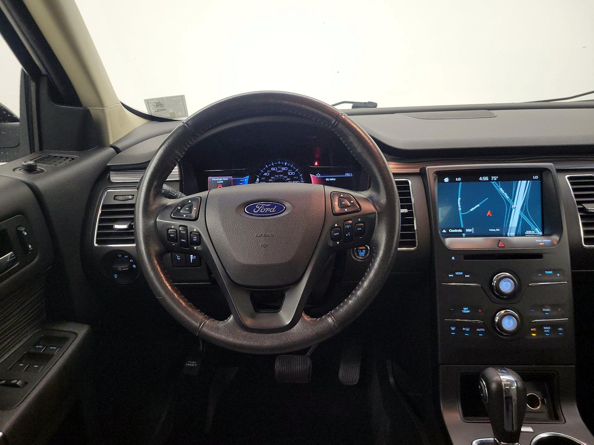 Thumbnail: 2018 Ford Flex - 10