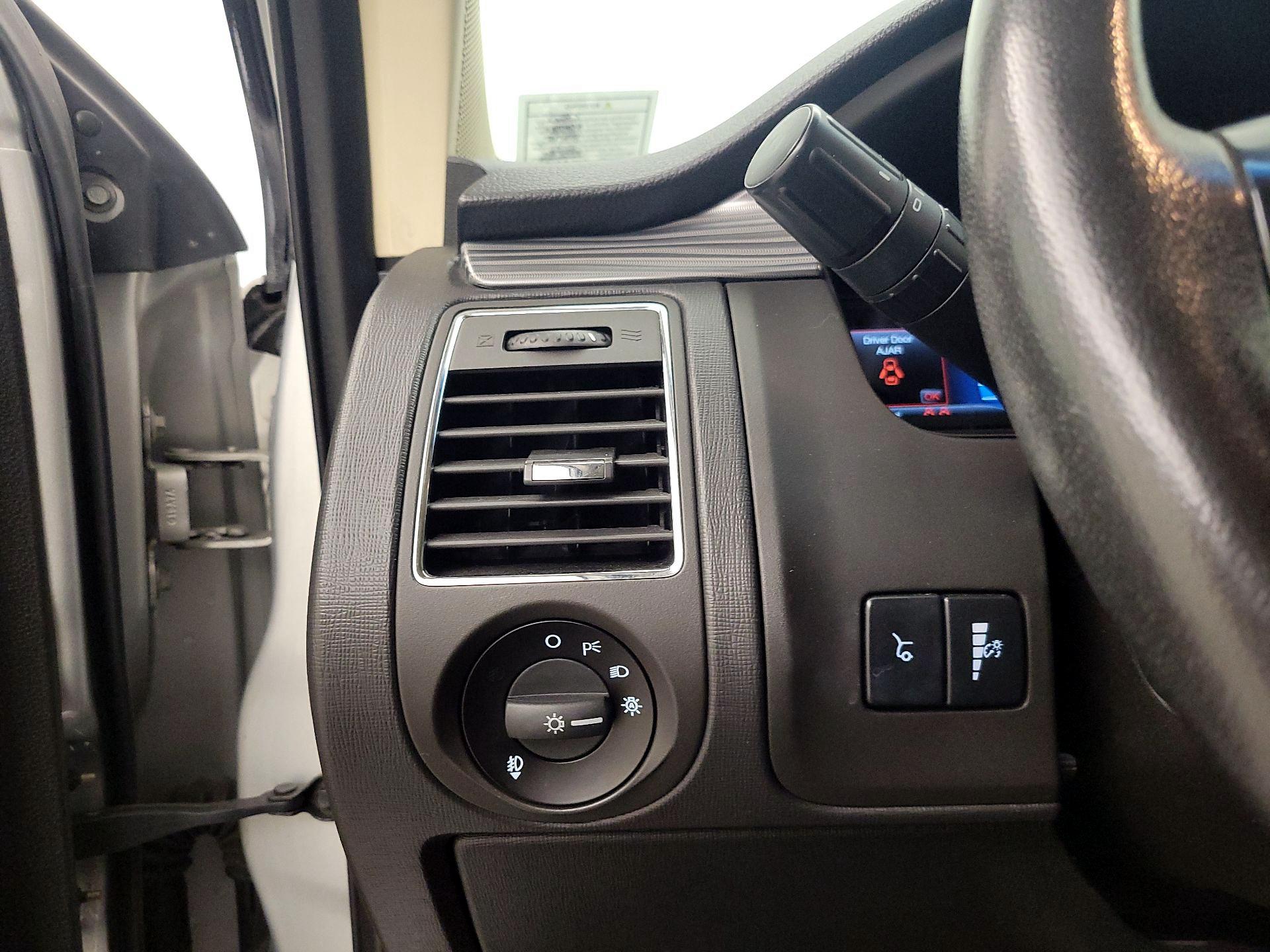 Thumbnail: 2018 Ford Flex - 13