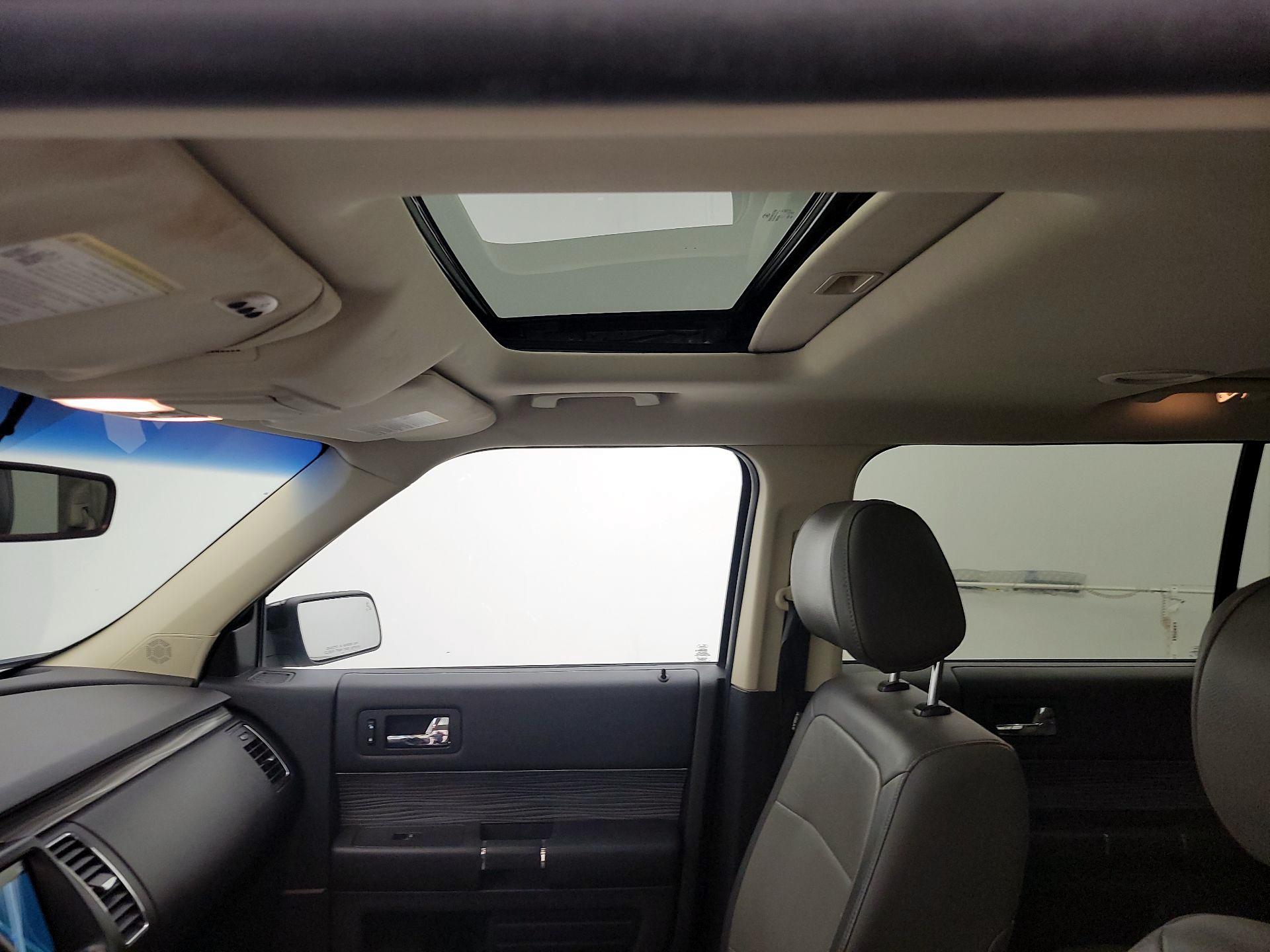 Thumbnail: 2018 Ford Flex - 20