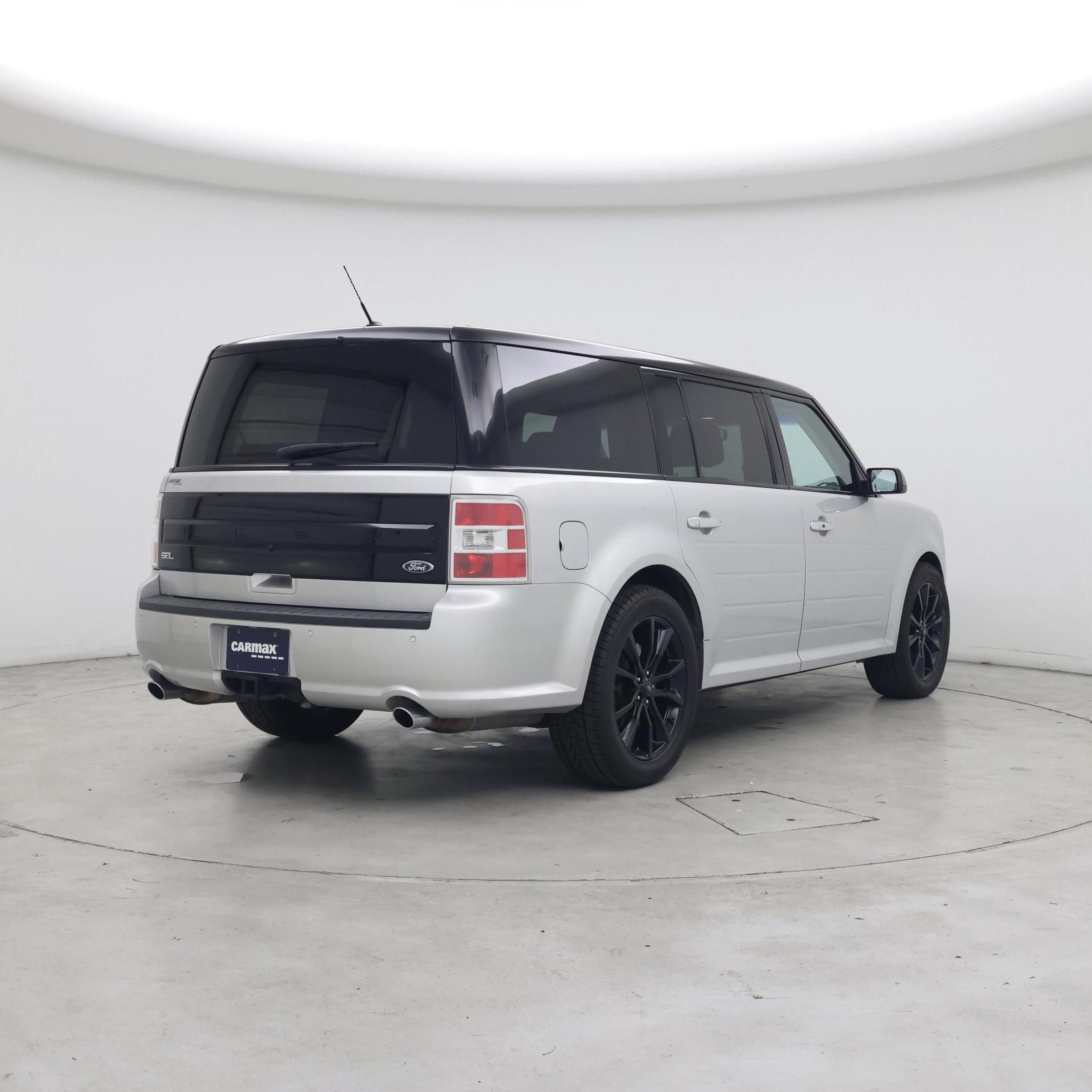 Thumbnail: 2018 Ford Flex - 8