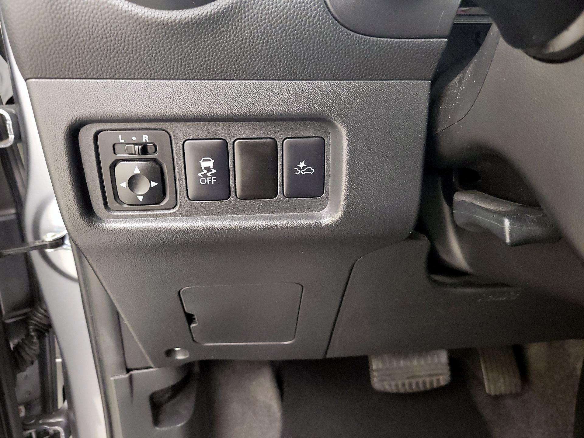 Thumbnail: 2021 Mitsubishi Mirage - 13