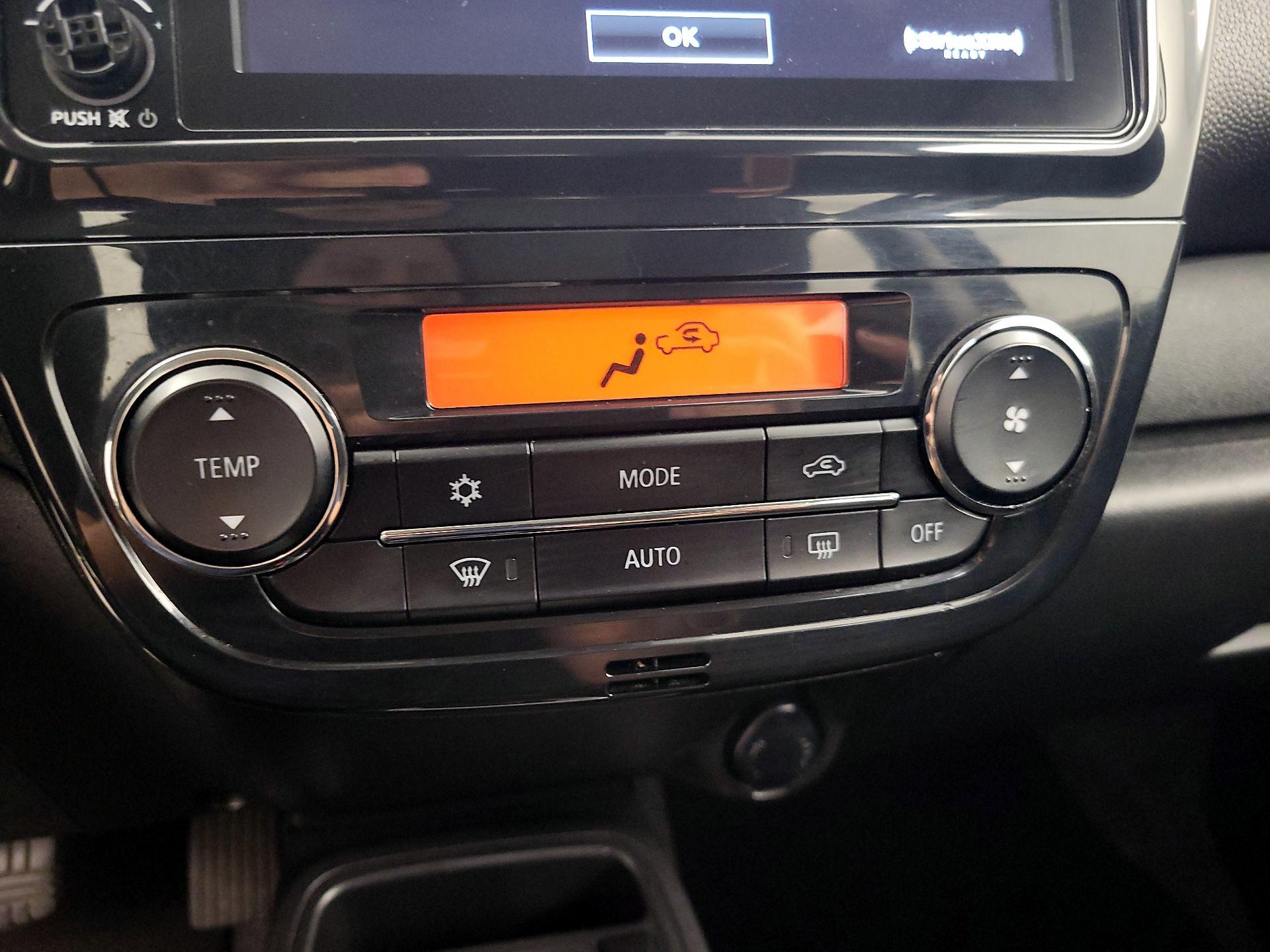 Thumbnail: 2021 Mitsubishi Mirage - 16