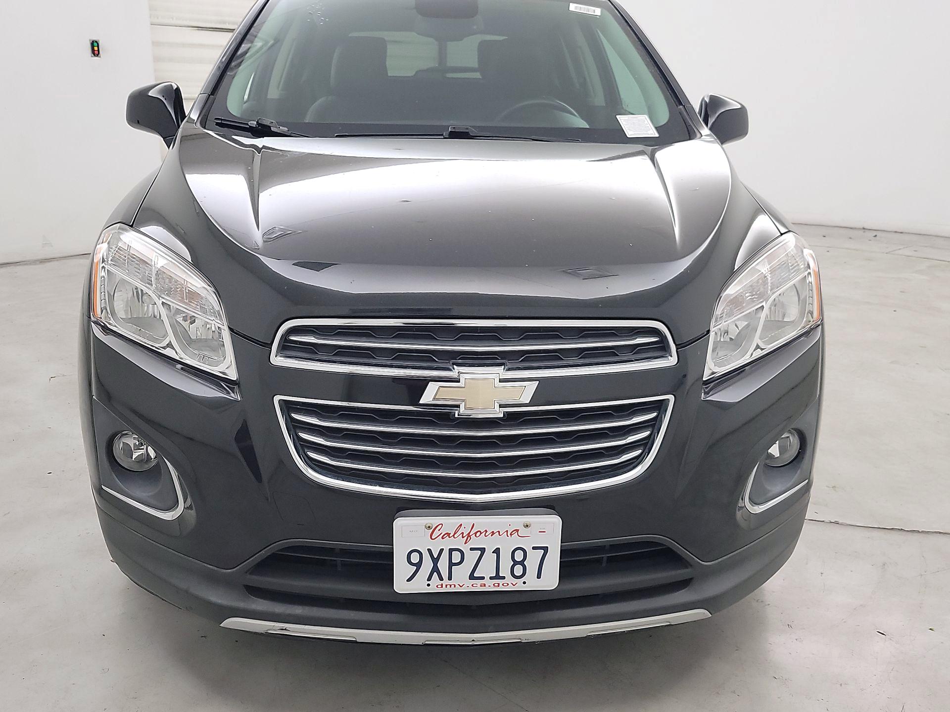 Thumbnail: 2015 Chevrolet Trax - 2