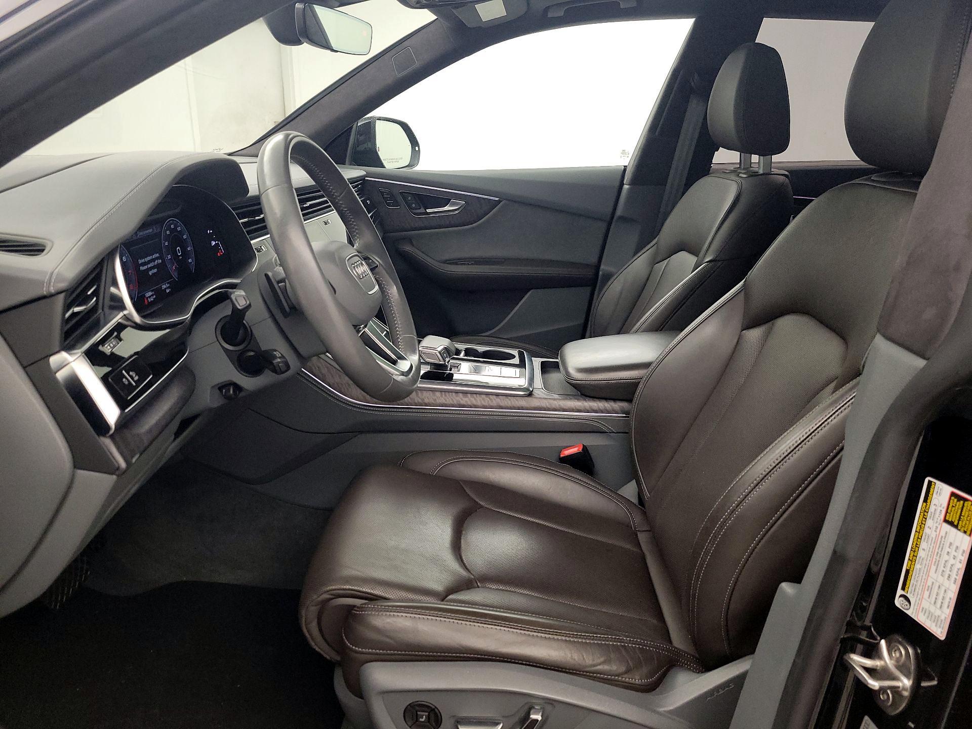 Thumbnail: 2020 Audi Q8 - 9