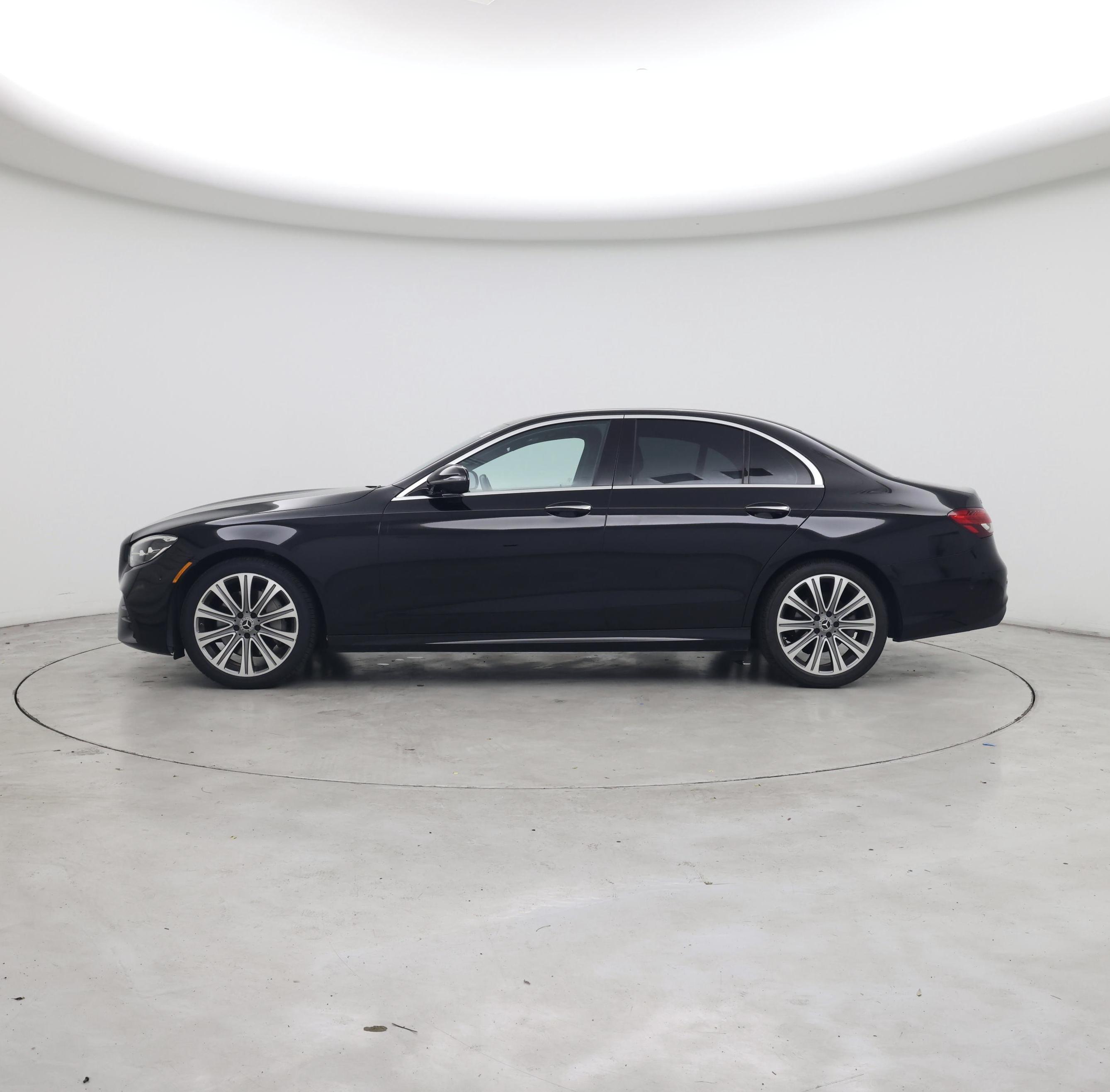 Thumbnail: 2021 Mercedes-Benz E-Class - 3