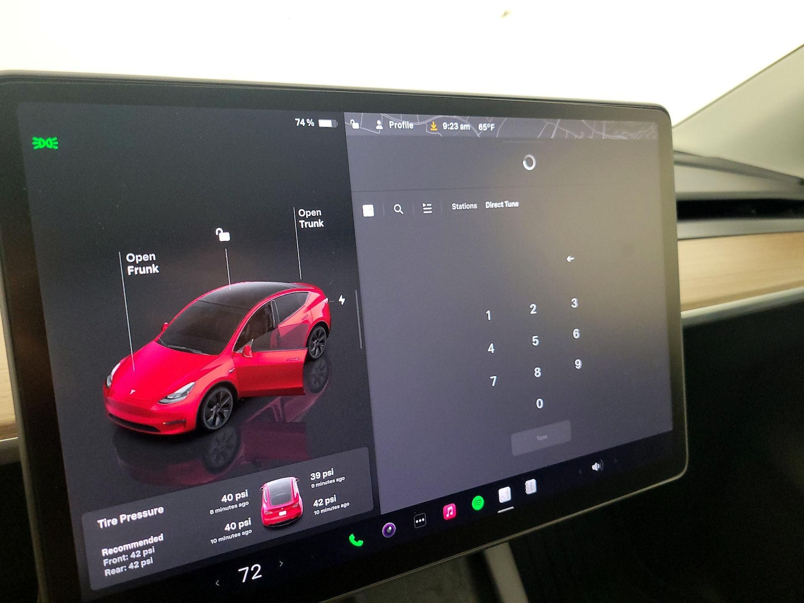 2025 Tesla Model Y Long Range - Photo 16