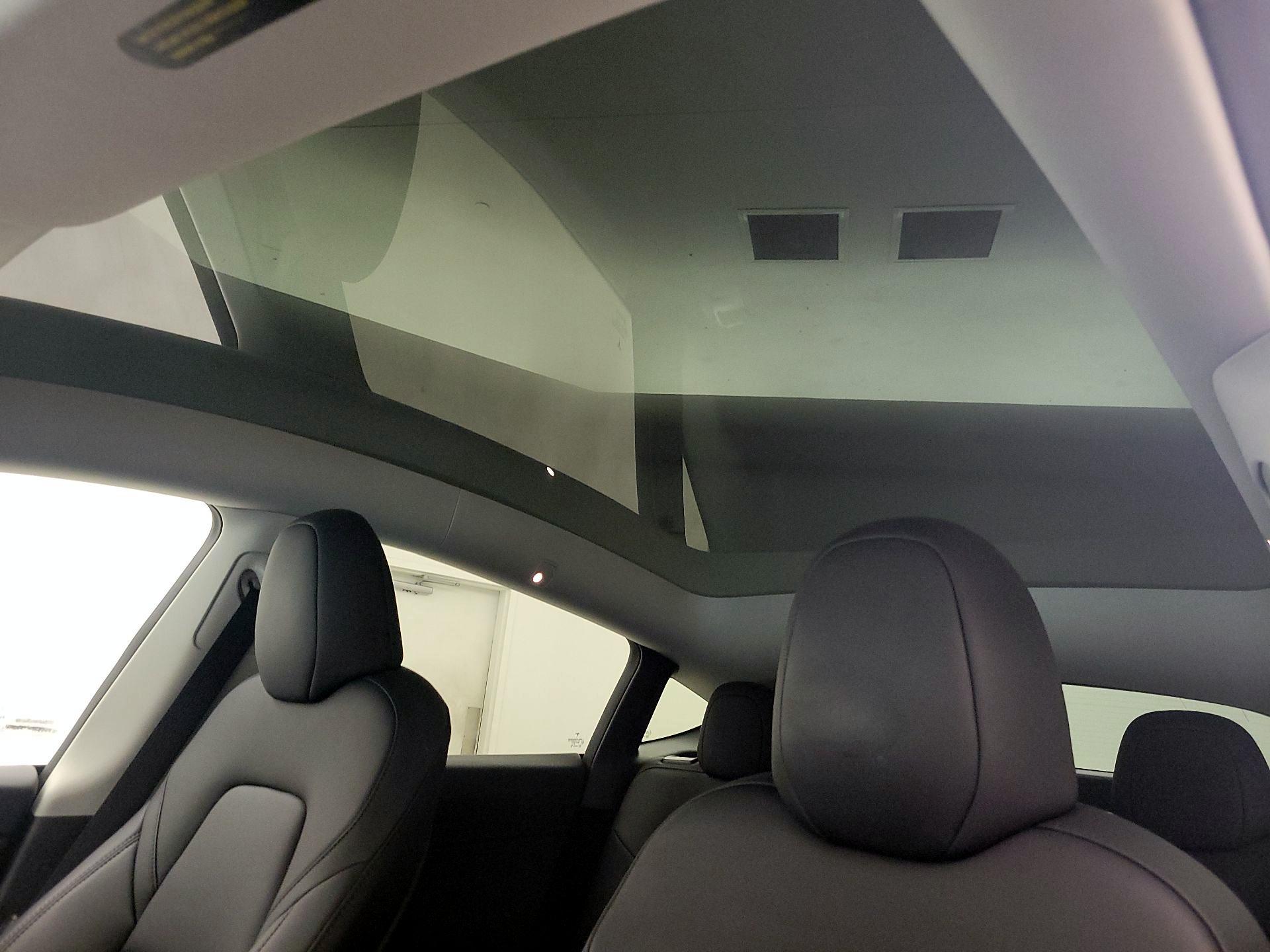 Thumbnail: 2025 Tesla Model Y - 19