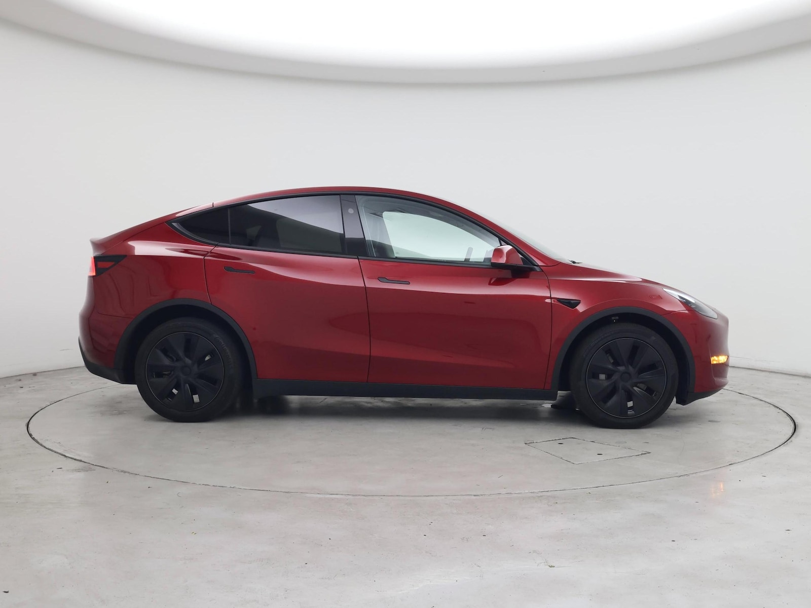 2025 Tesla Model Y Long Range - Photo 8