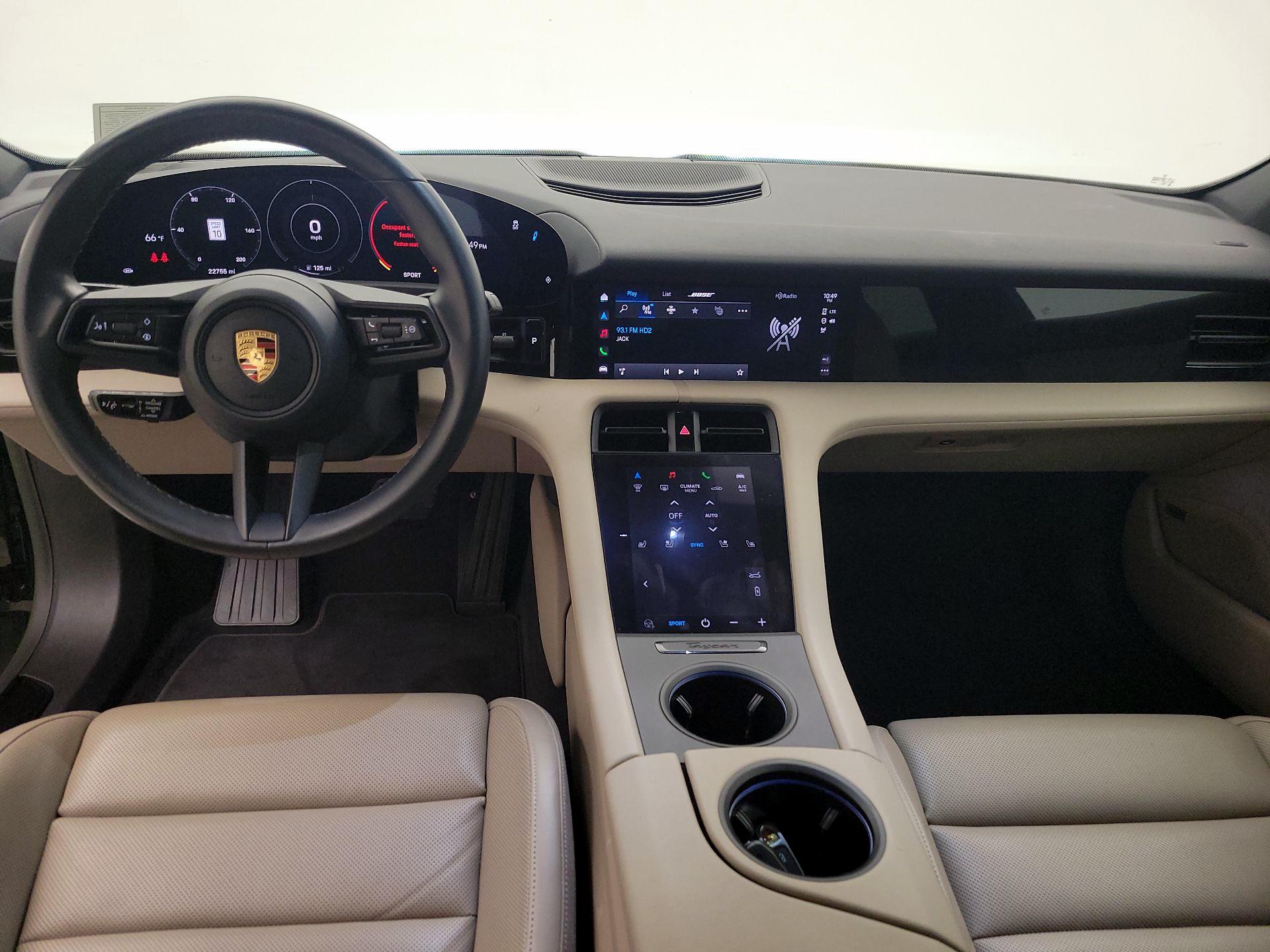Thumbnail: 2022 Porsche Taycan - 9