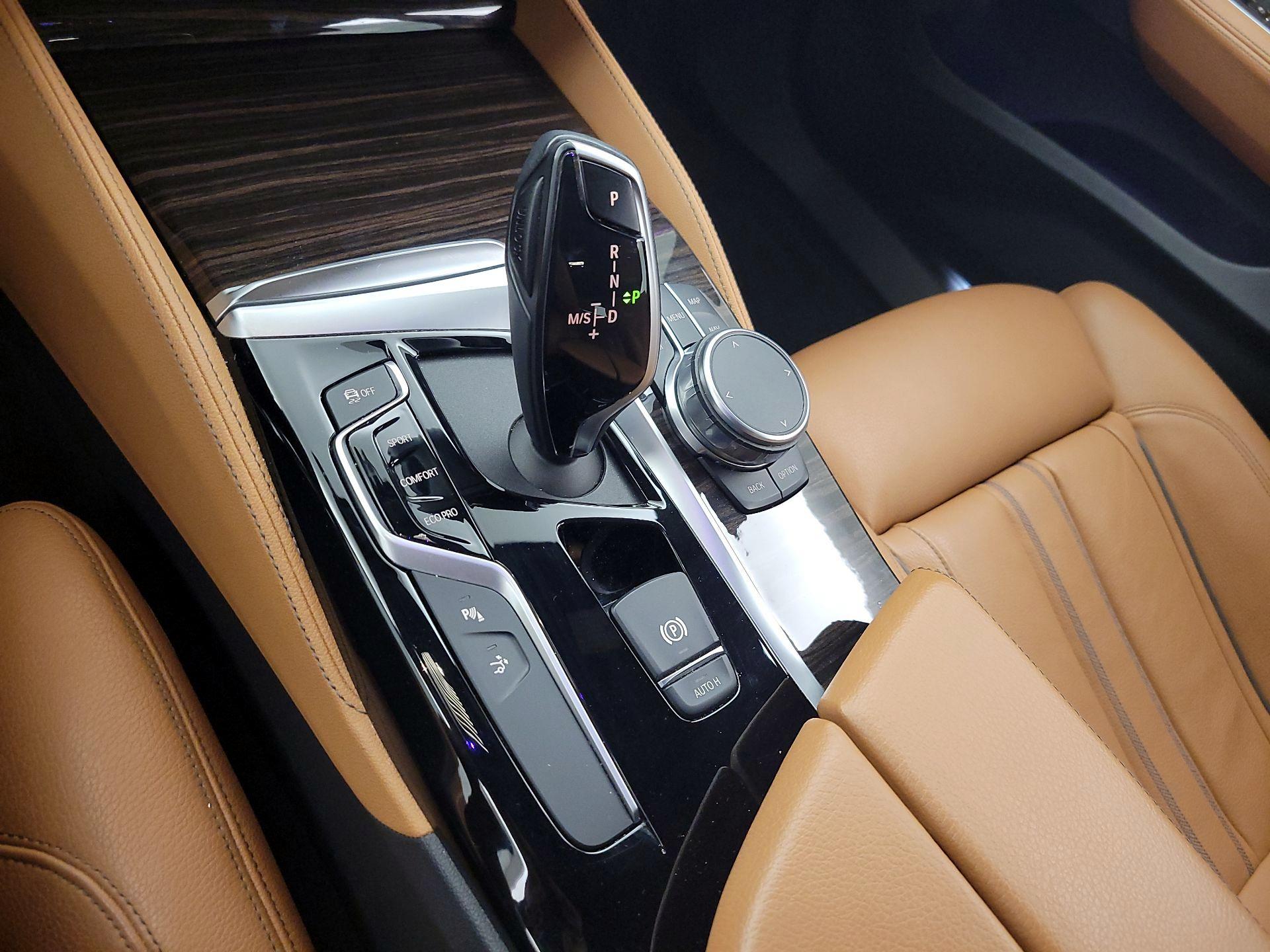 Thumbnail: 2019 BMW 6 Series - 18