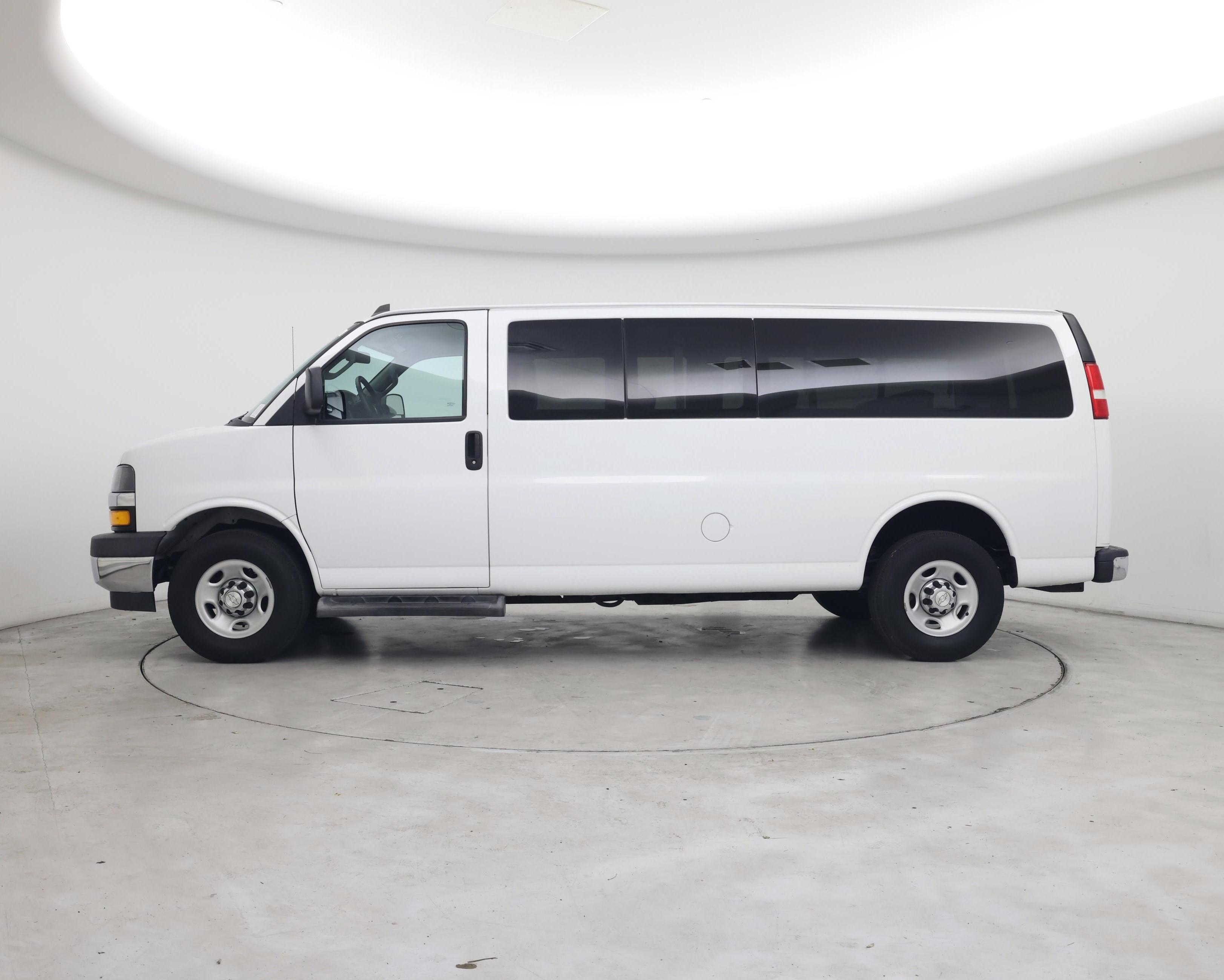 Thumbnail: 2019 Chevrolet Express - 3