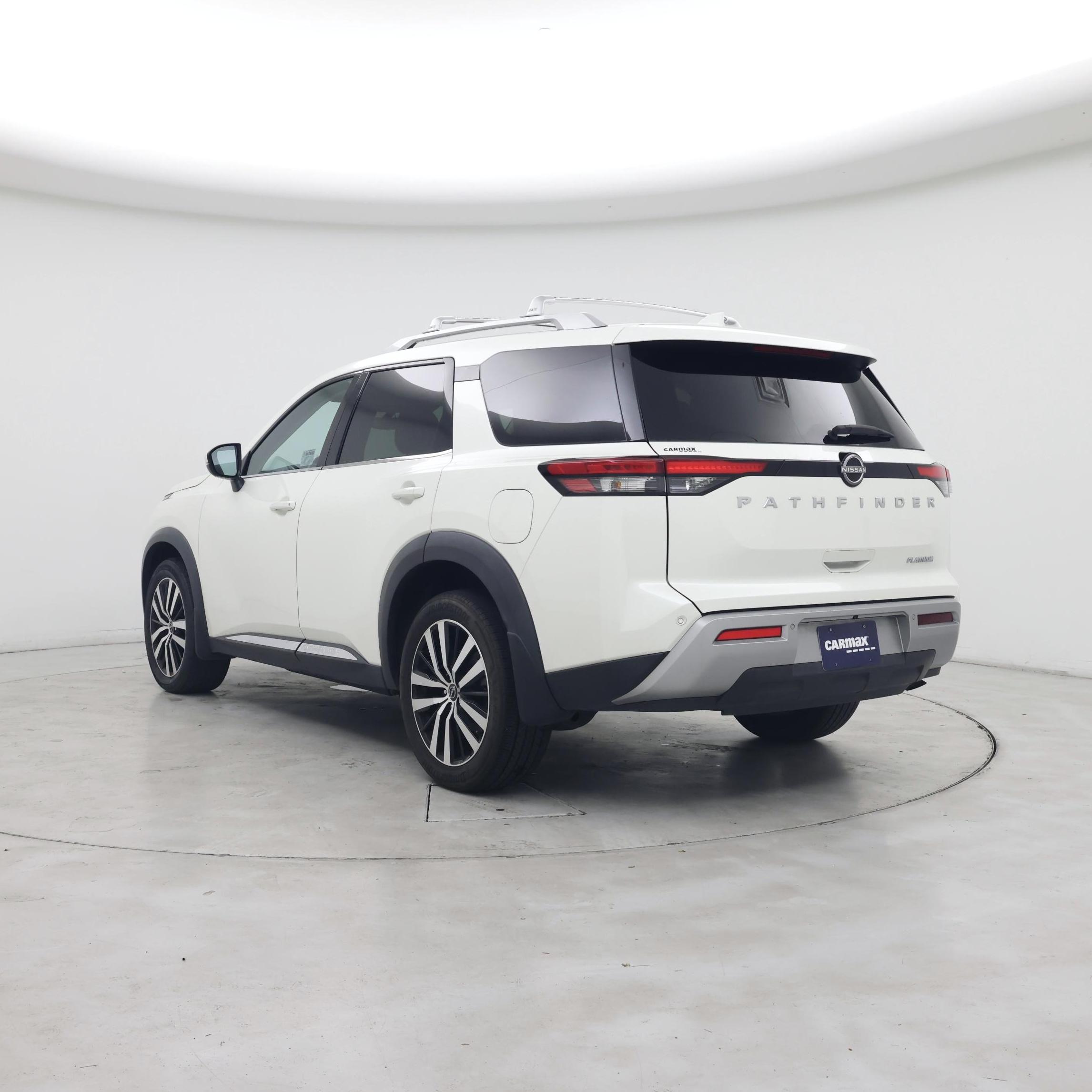 Thumbnail: 2023 Nissan Pathfinder - 2