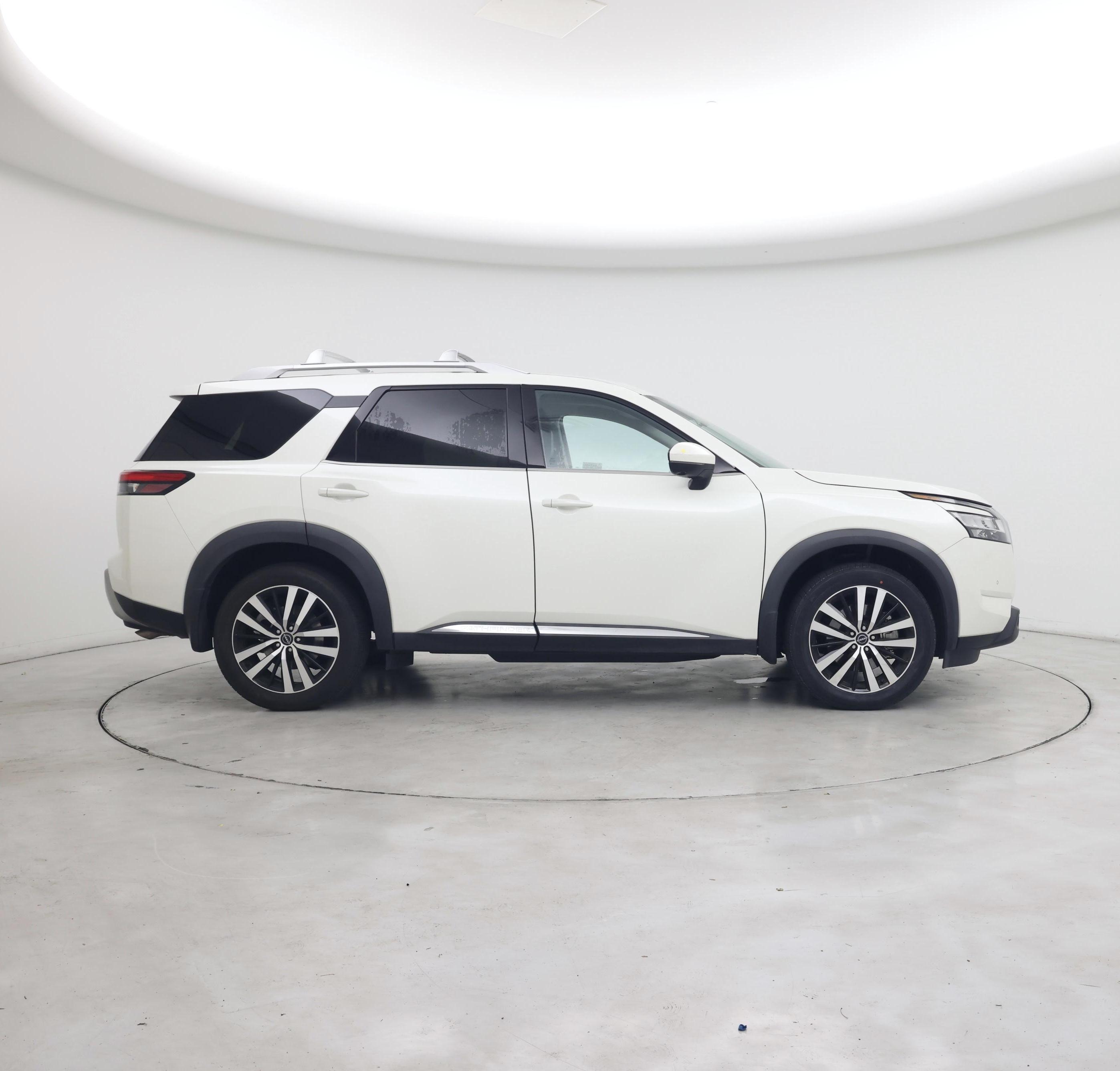 Thumbnail: 2023 Nissan Pathfinder - 7