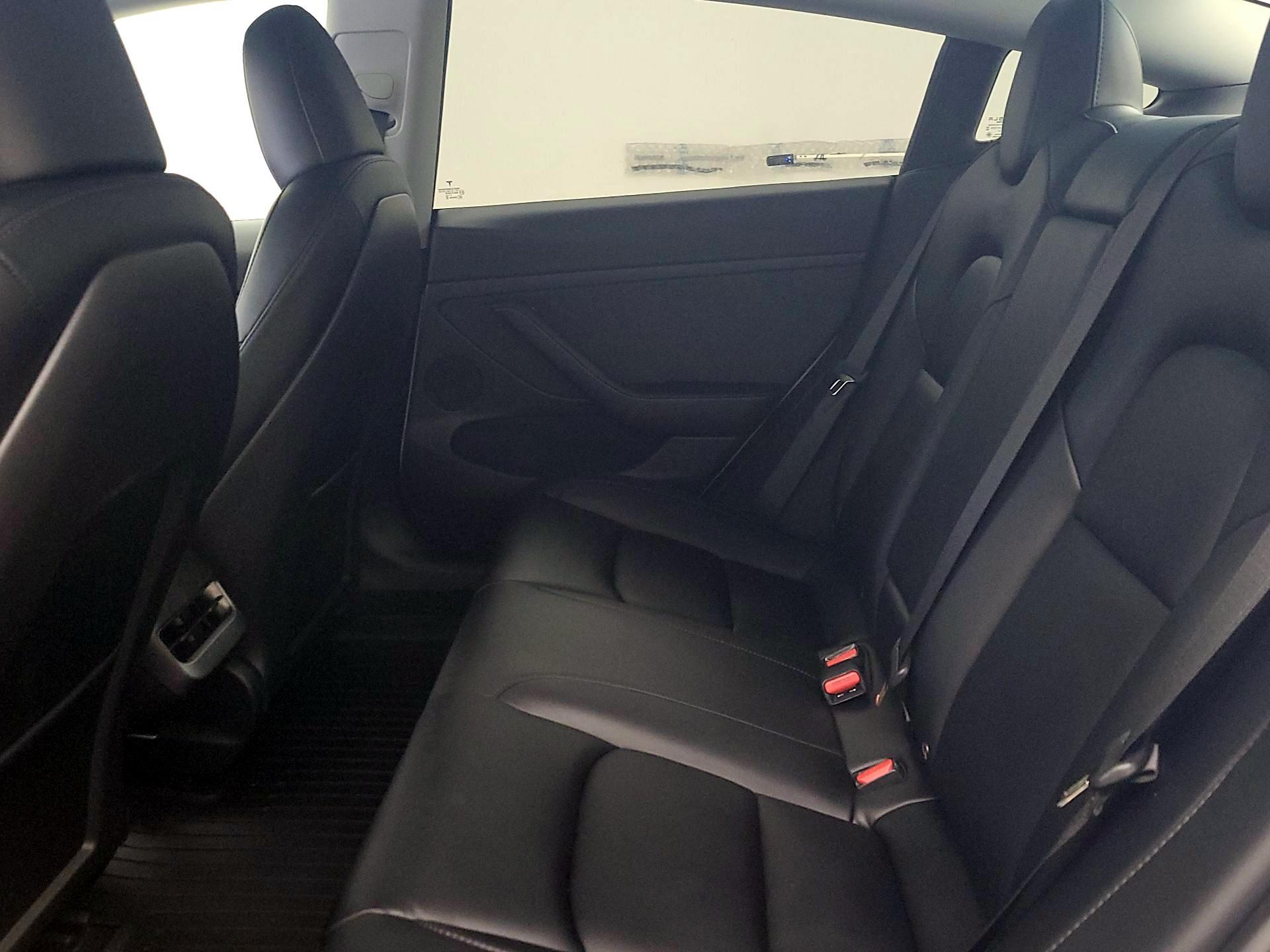 Thumbnail: 2023 Tesla Model 3 - 18