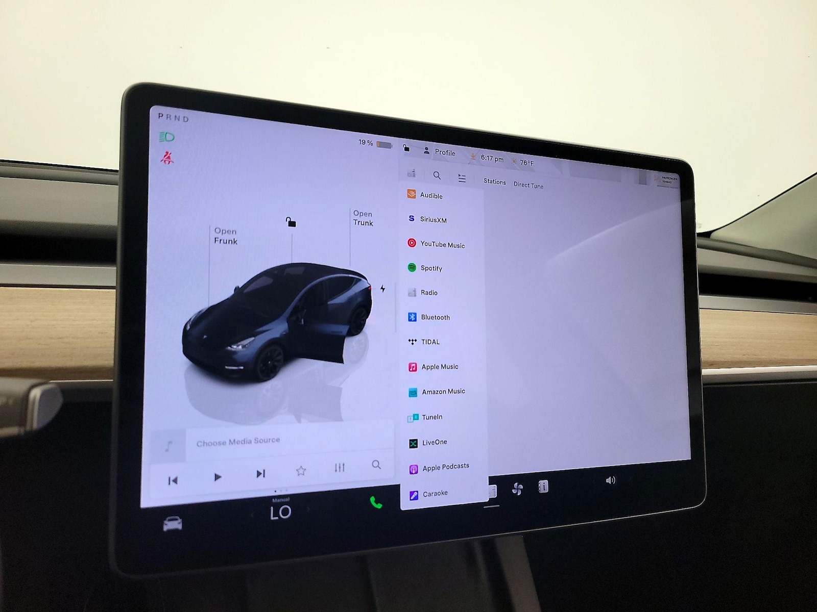 2024 Tesla Model Y Long Range - Photo 16