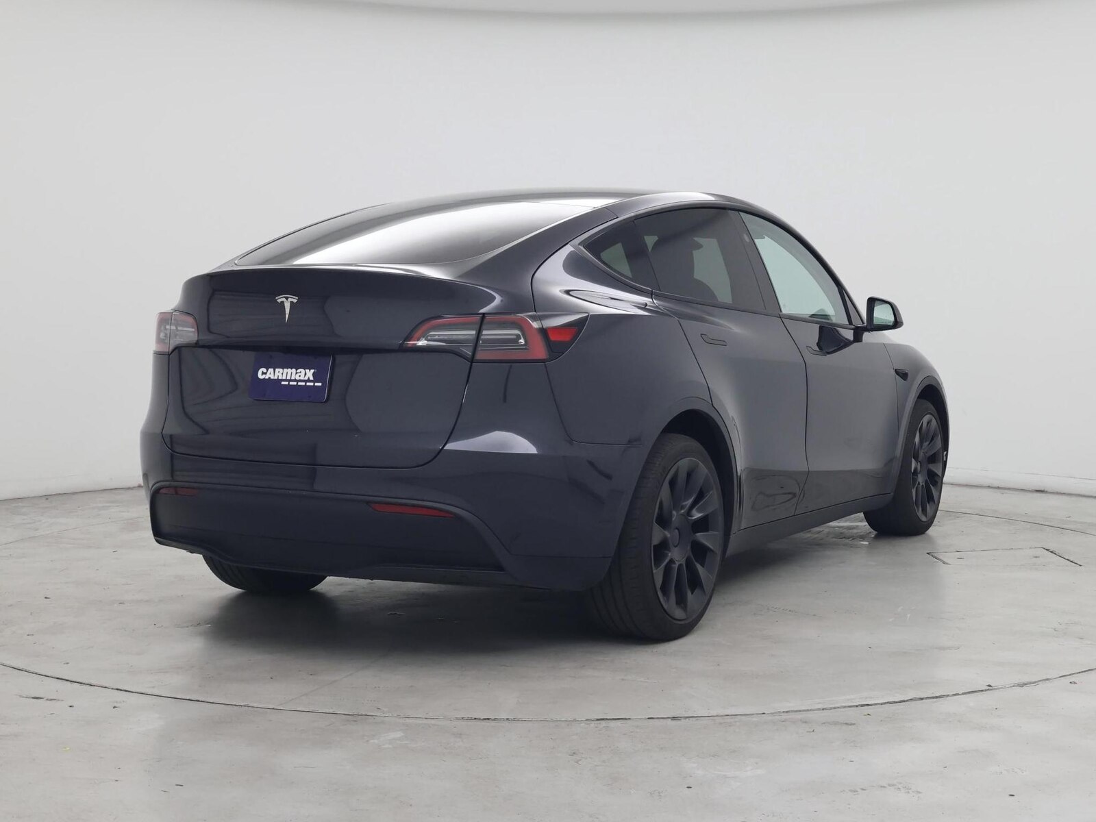 2024 Tesla Model Y Long Range - Photo 9