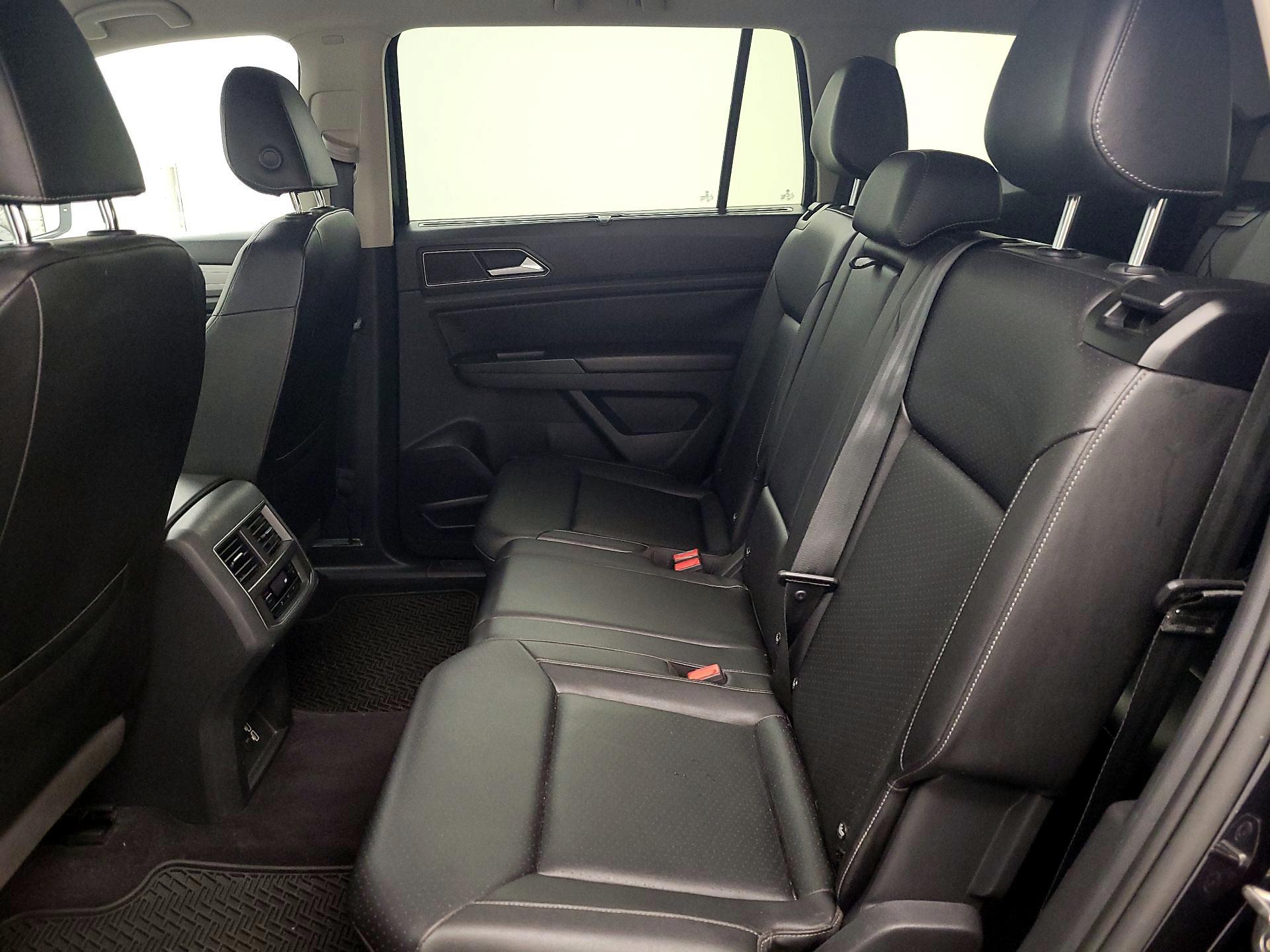 Thumbnail: 2018 Volkswagen Atlas - 17